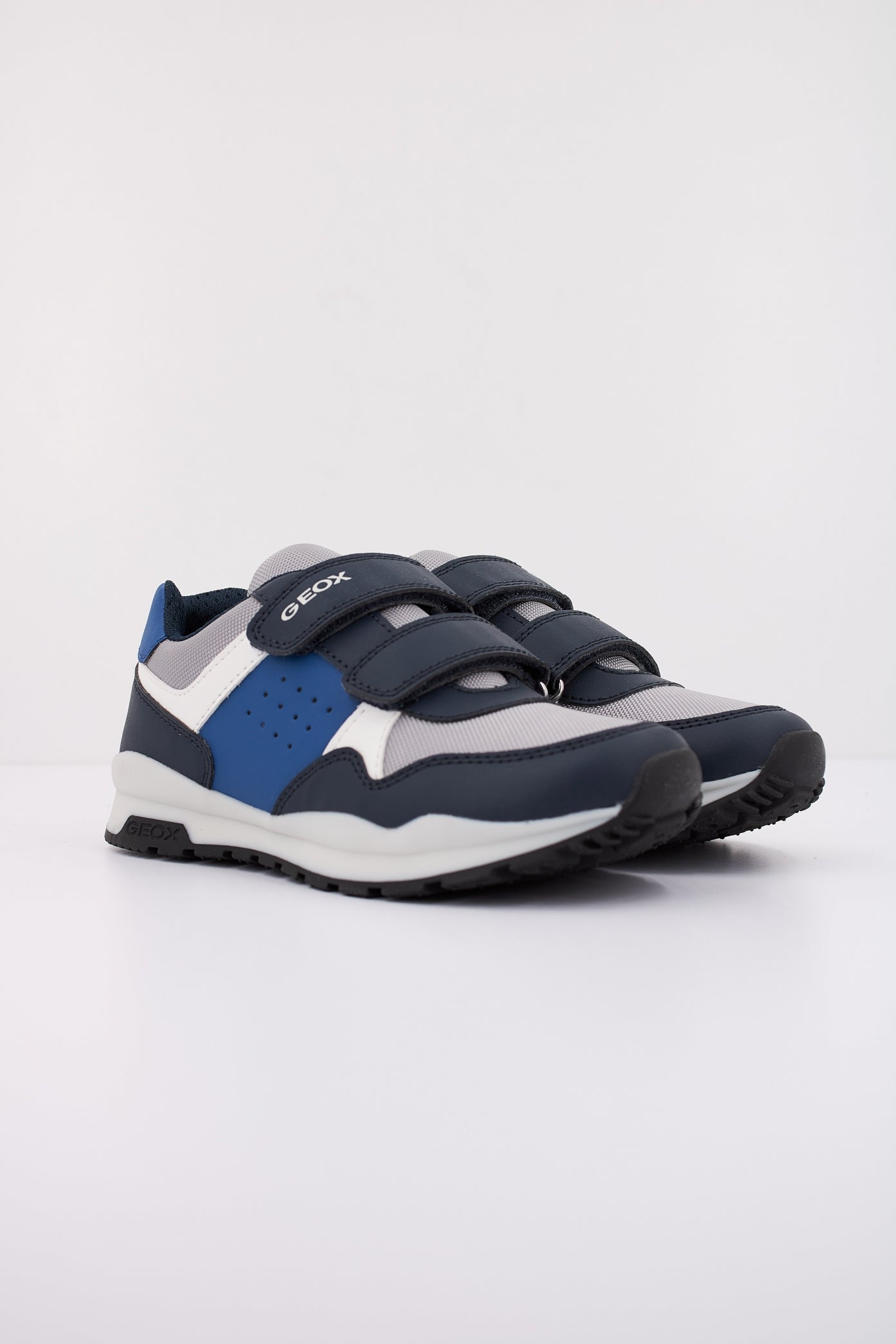 GEOX J PAVEL en color GRIS (2)