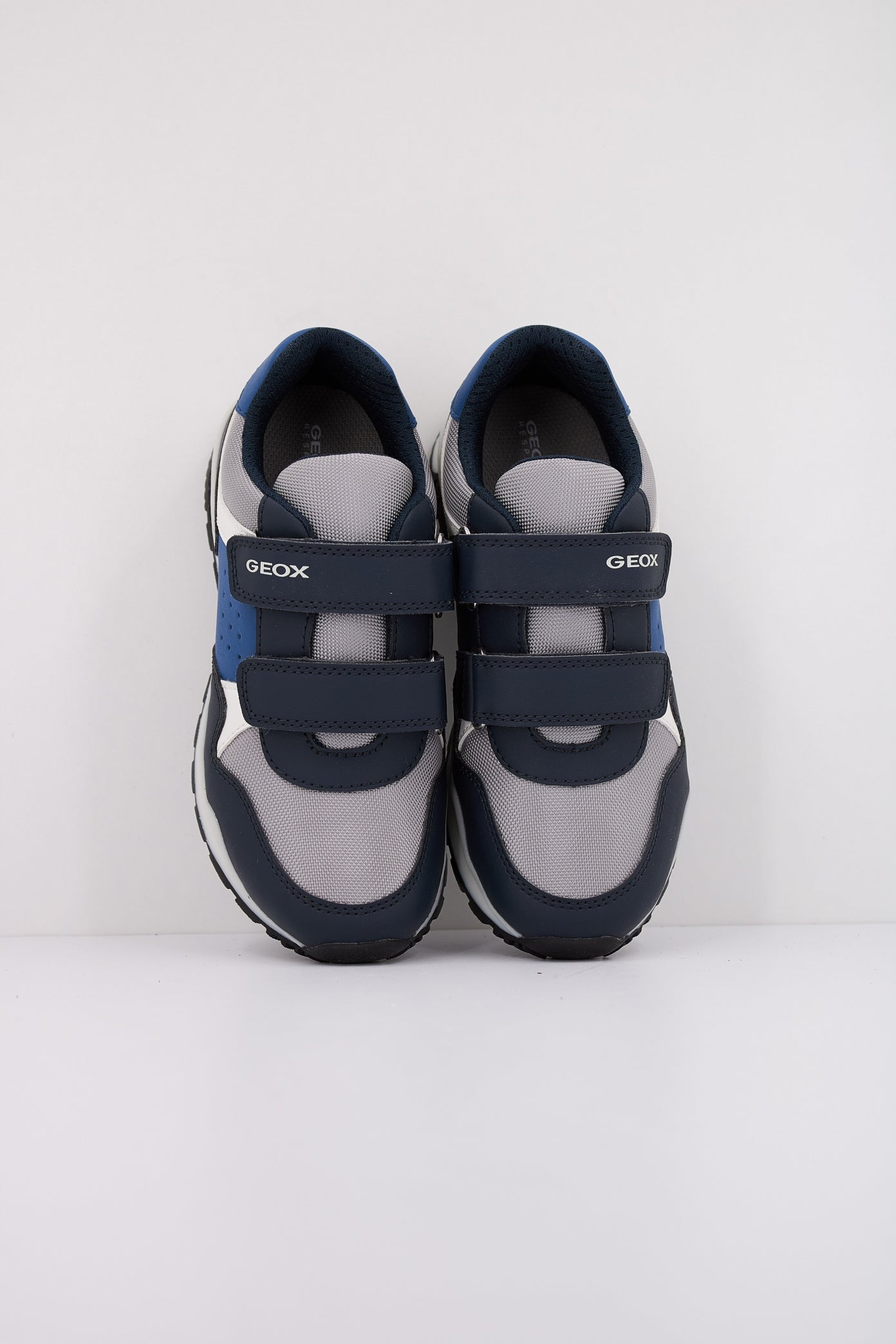 GEOX J PAVEL en color GRIS (3)