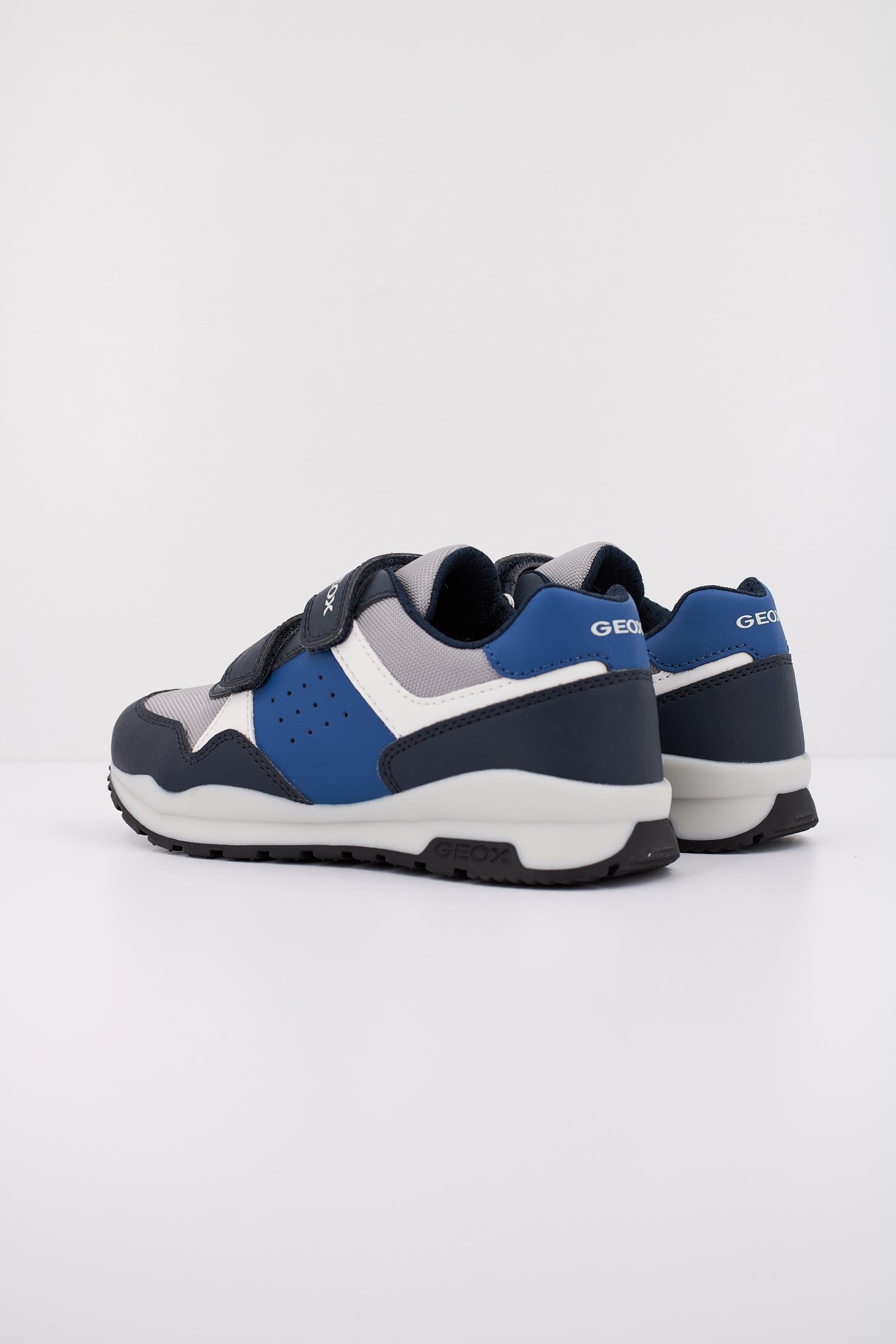 GEOX J PAVEL en color GRIS (4)