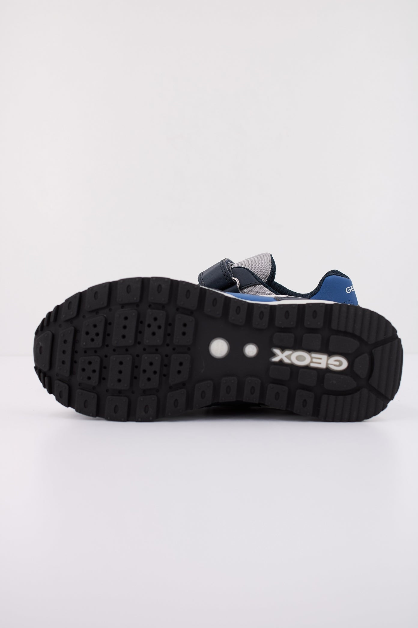 GEOX J PAVEL en color GRIS (5)