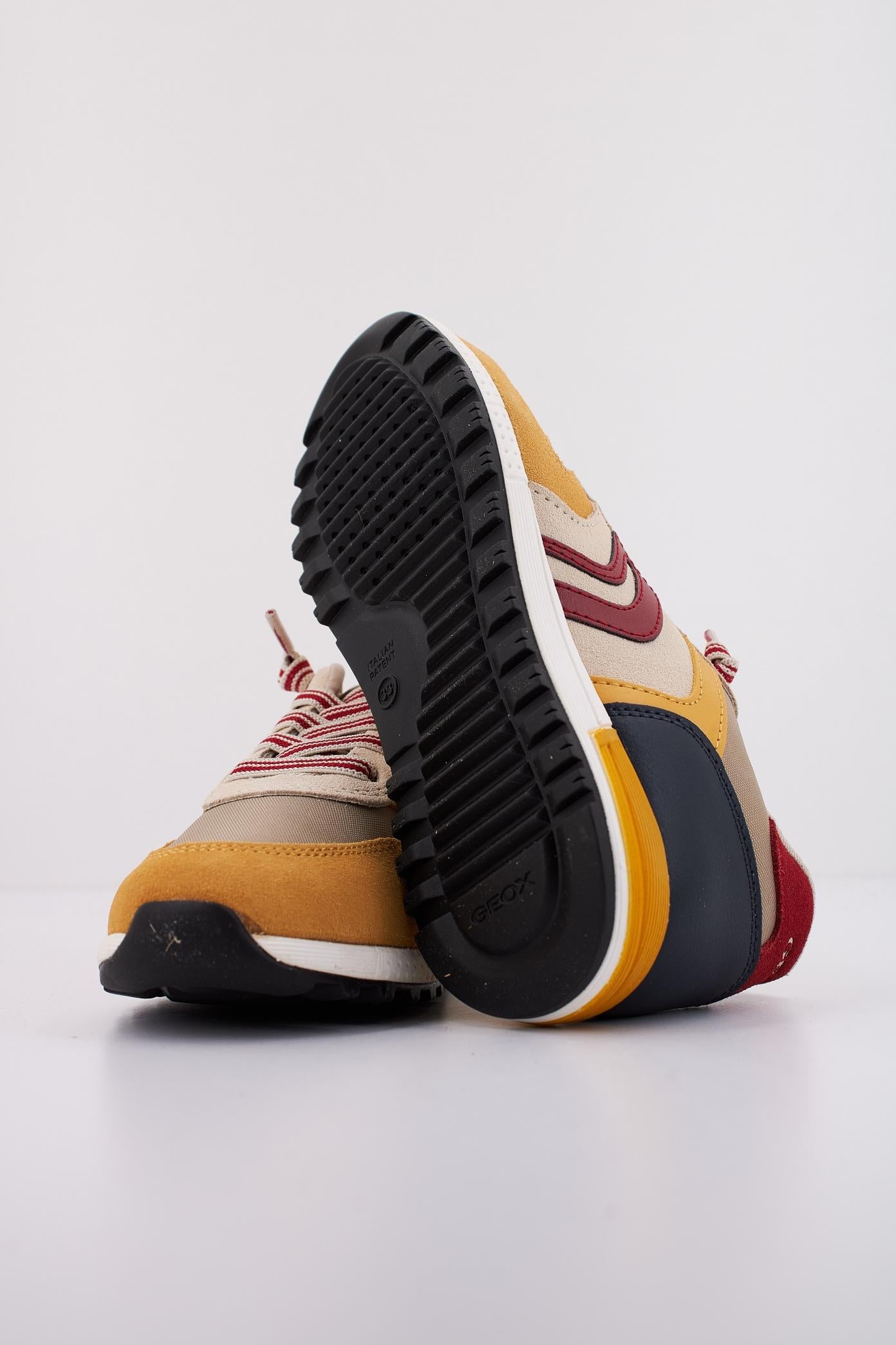 GEOX J ALBEN BOY en color AMARILLO (5)