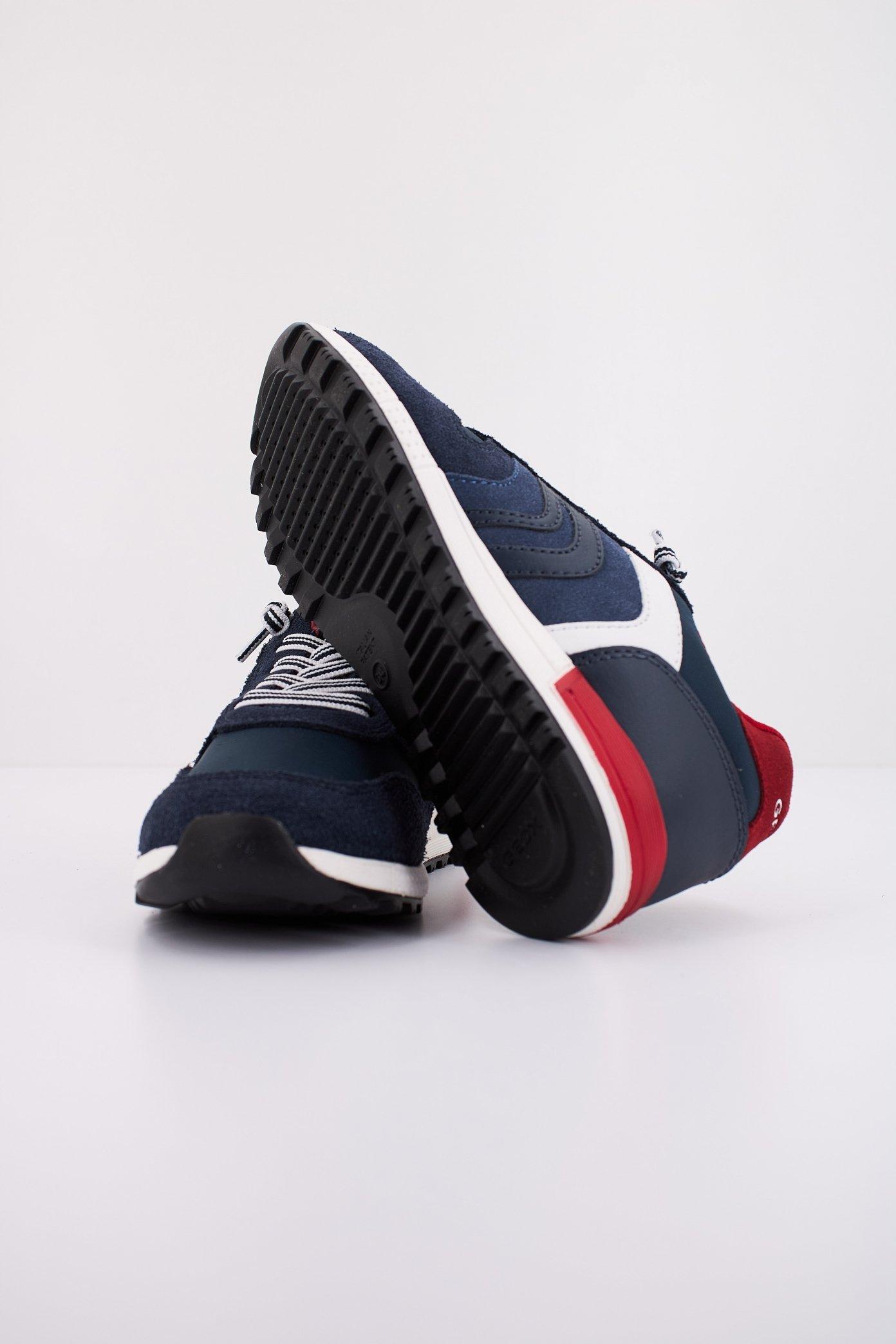 GEOX J ALBEN BOY en color AZUL (5)