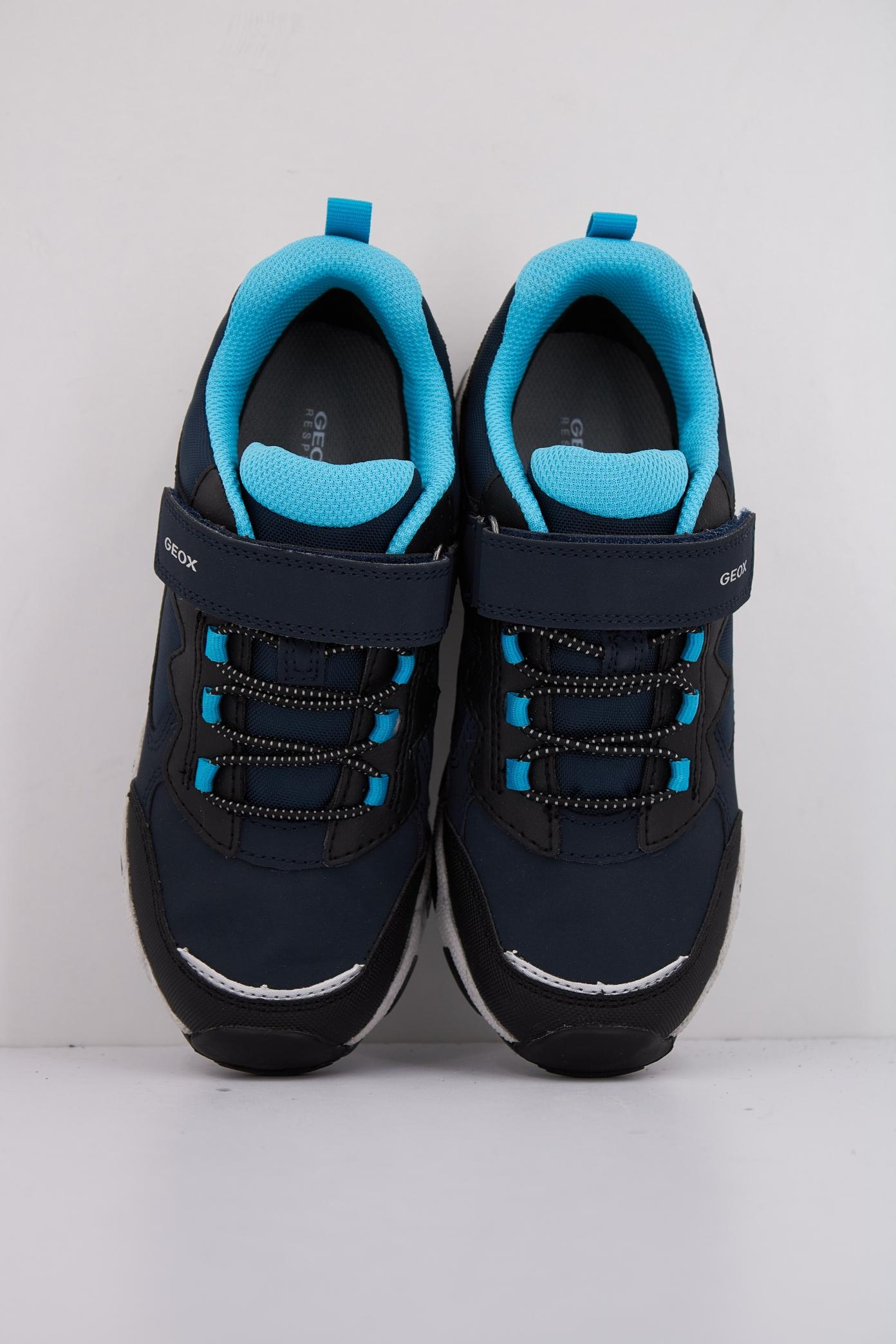 GEOX J MAGNETAR en color AZUL (3)