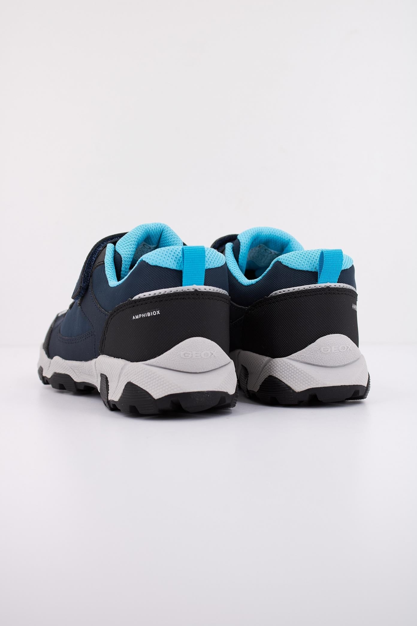 GEOX J MAGNETAR en color AZUL (4)