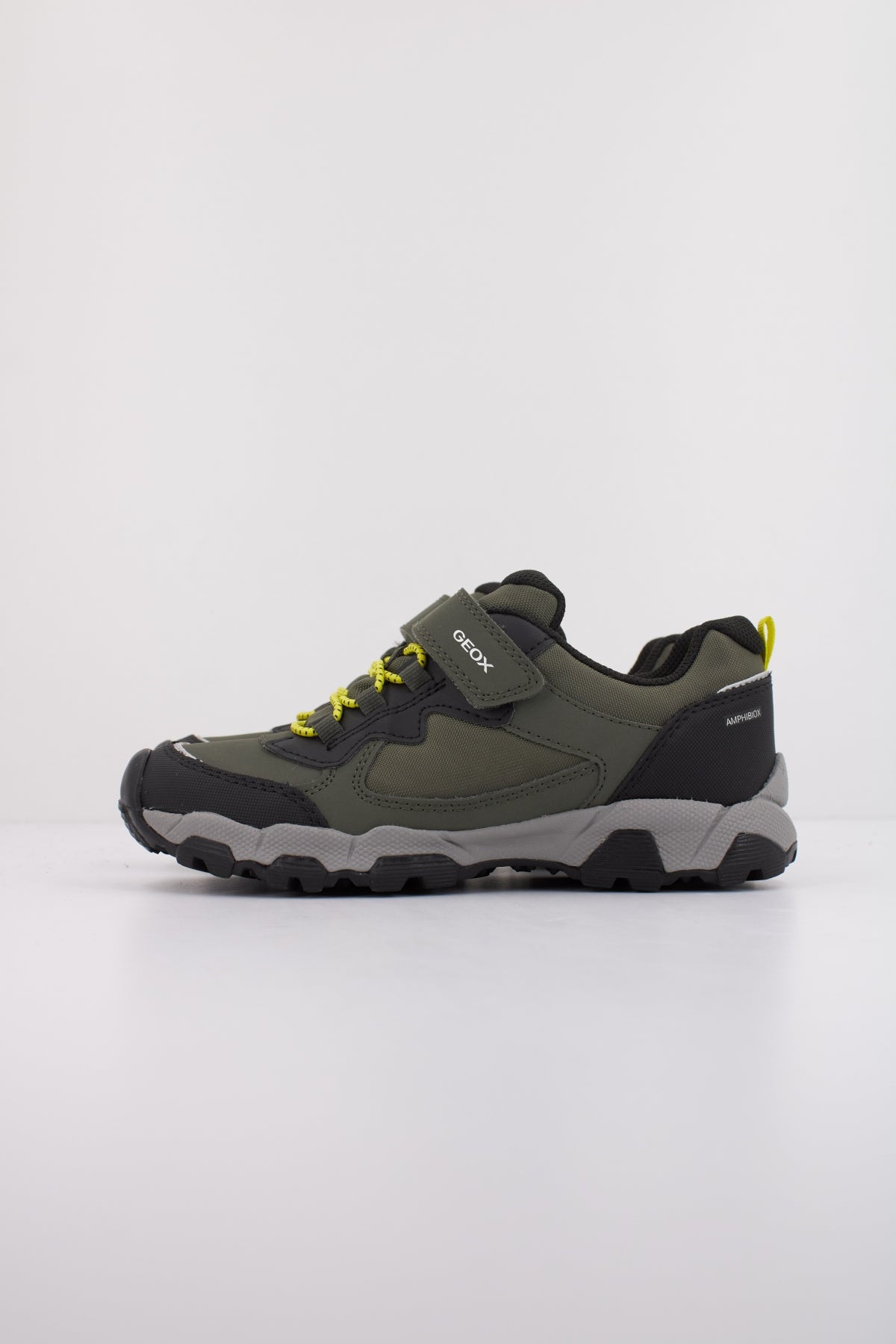 GEOX J MAGNETAR en color VERDE (1)