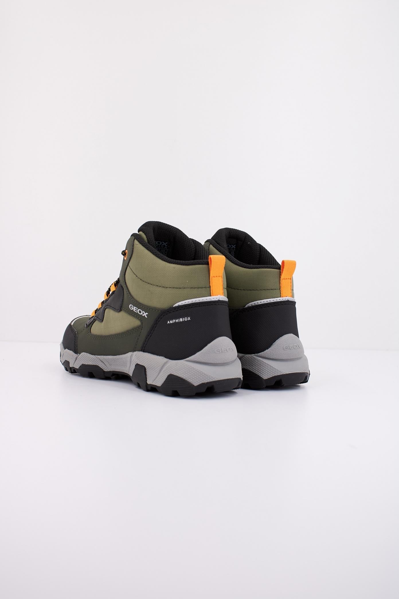 GEOX J MAGNETAR en color VERDE (4)