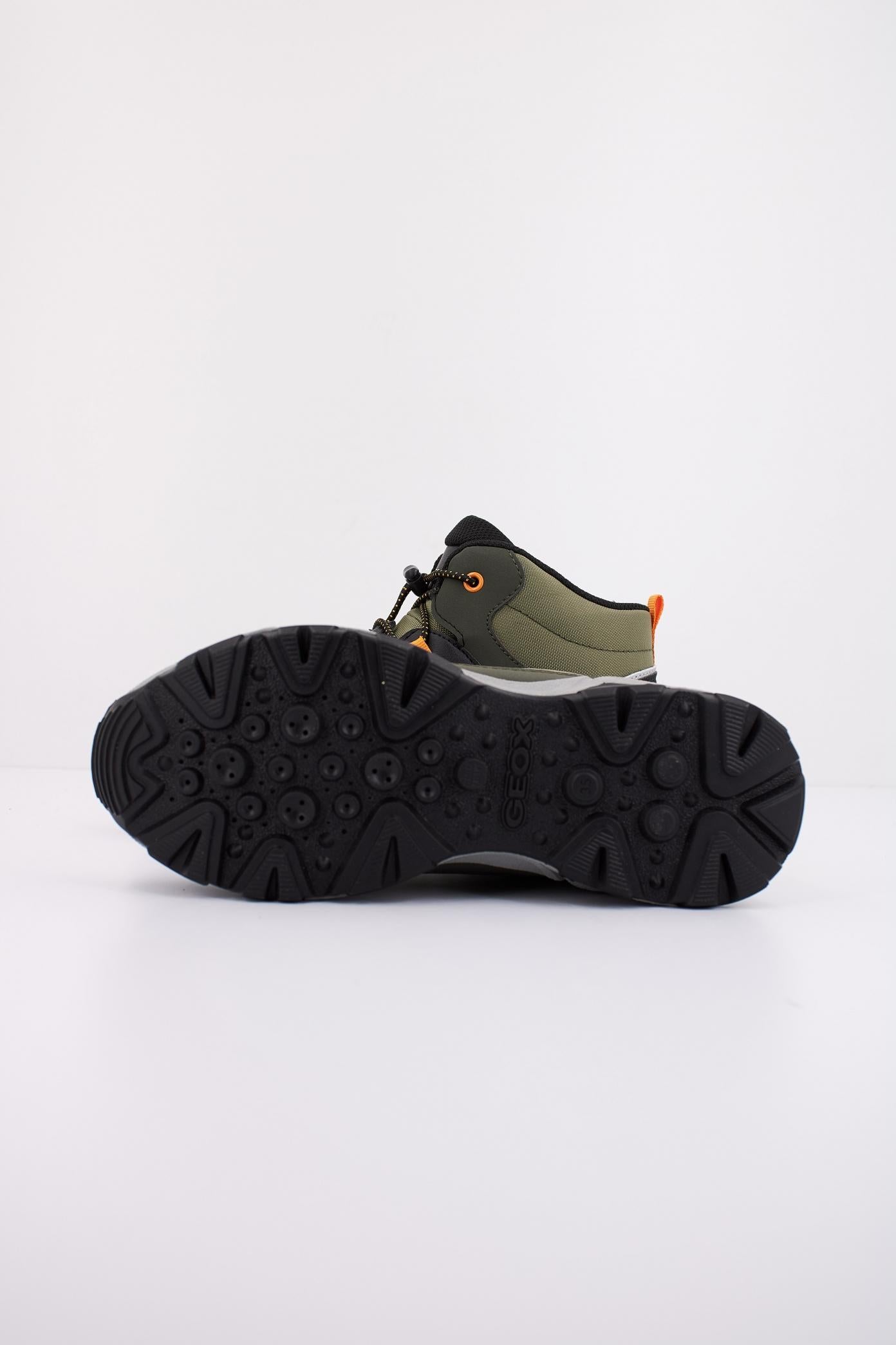GEOX J MAGNETAR en color VERDE (5)