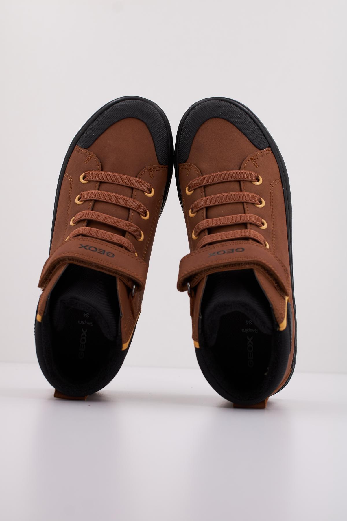 GEOX J GISLI en color MARRON (3)