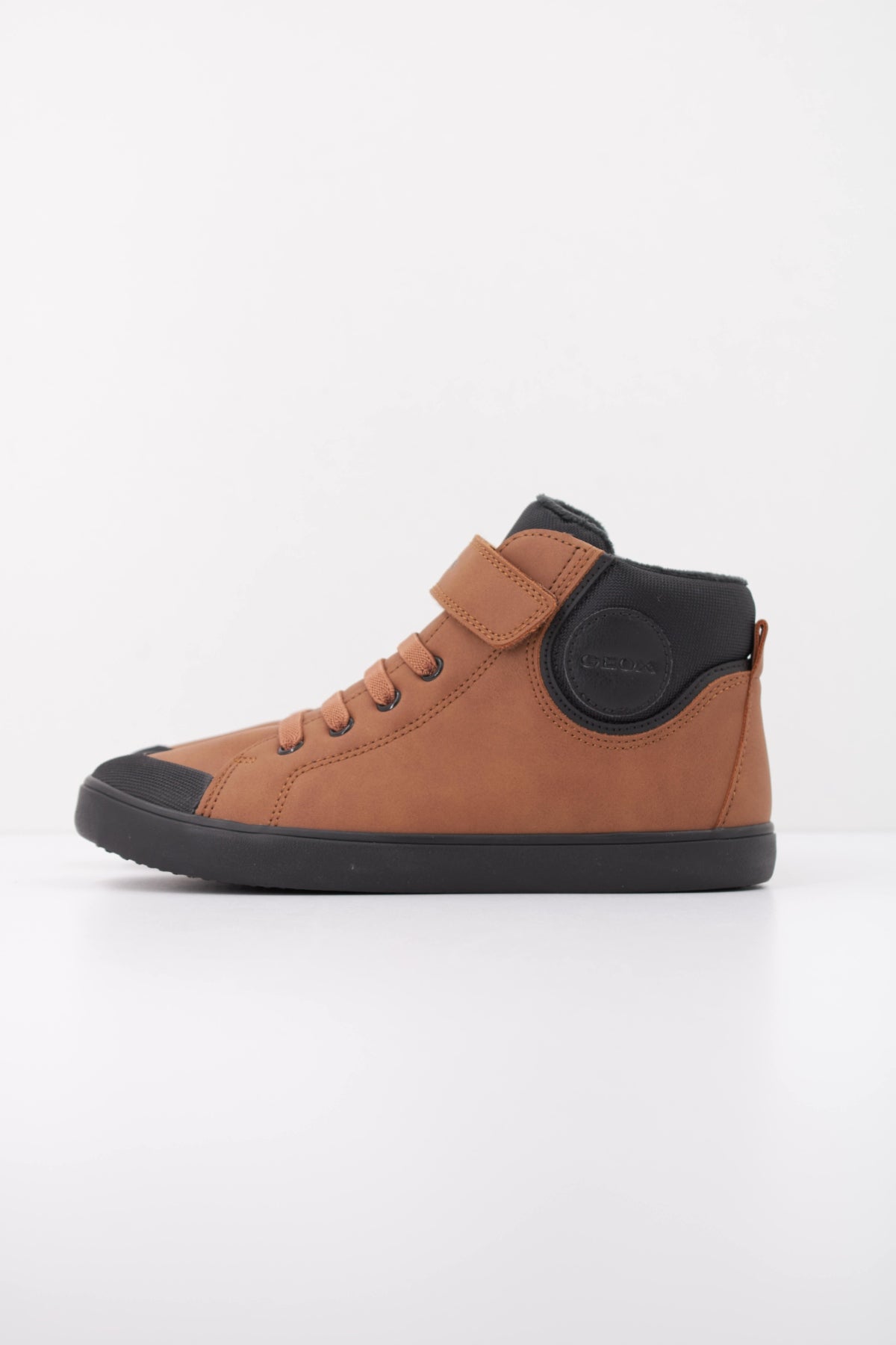 GEOX JCC MEFU en color MARRON CLARO (1)