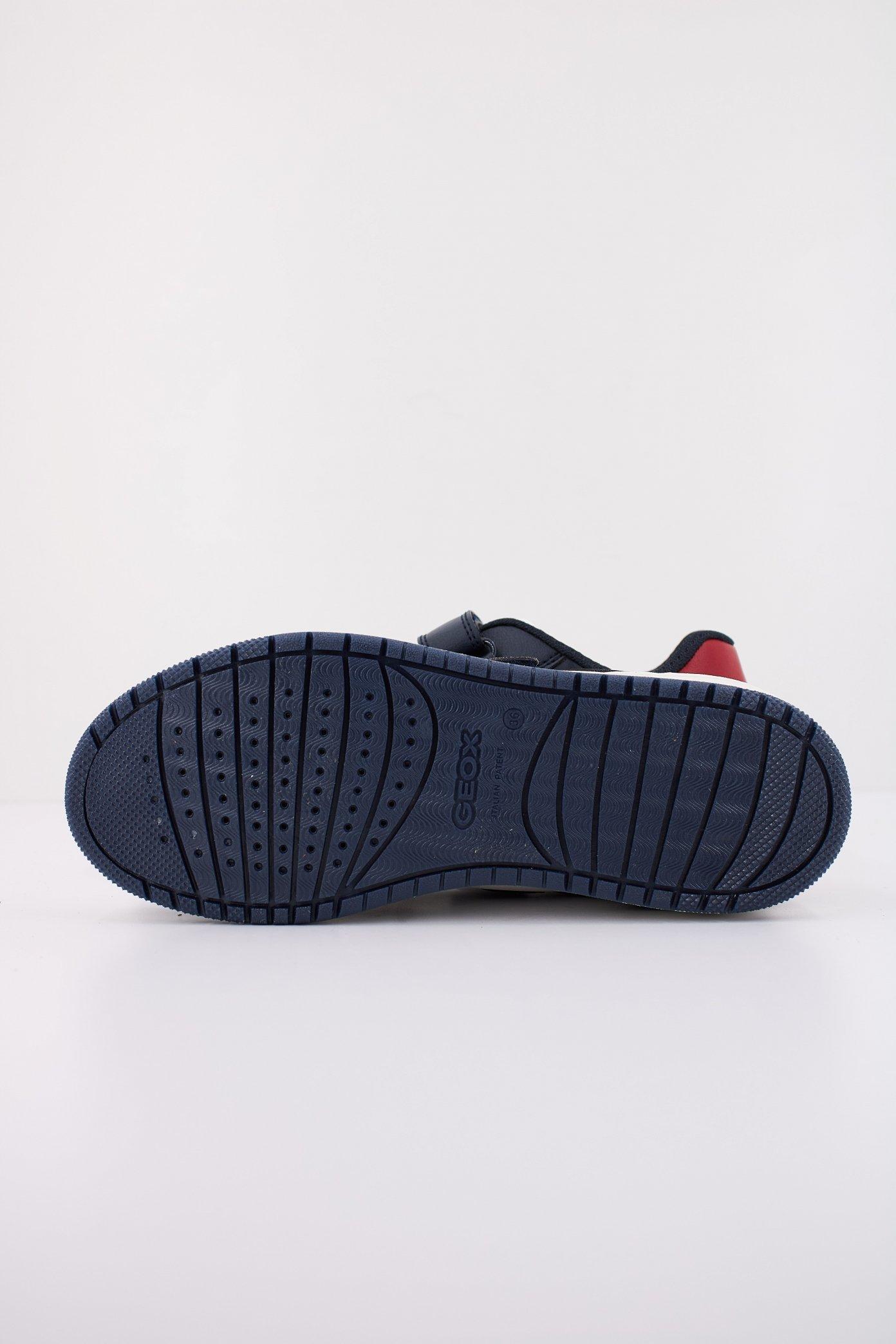 GEOX J WASHIBA BOY en color AZUL (4)