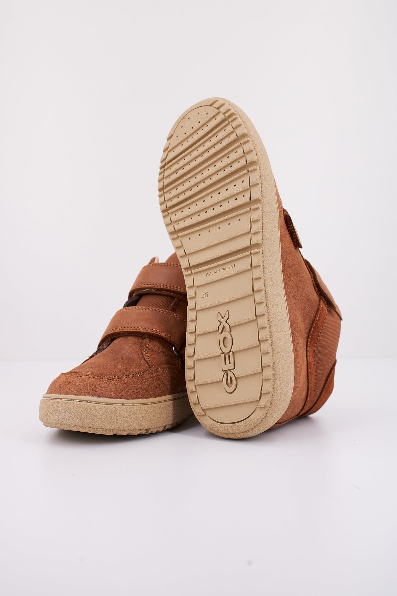GEOX J THELEVEN en color MARRON CLARO (5)