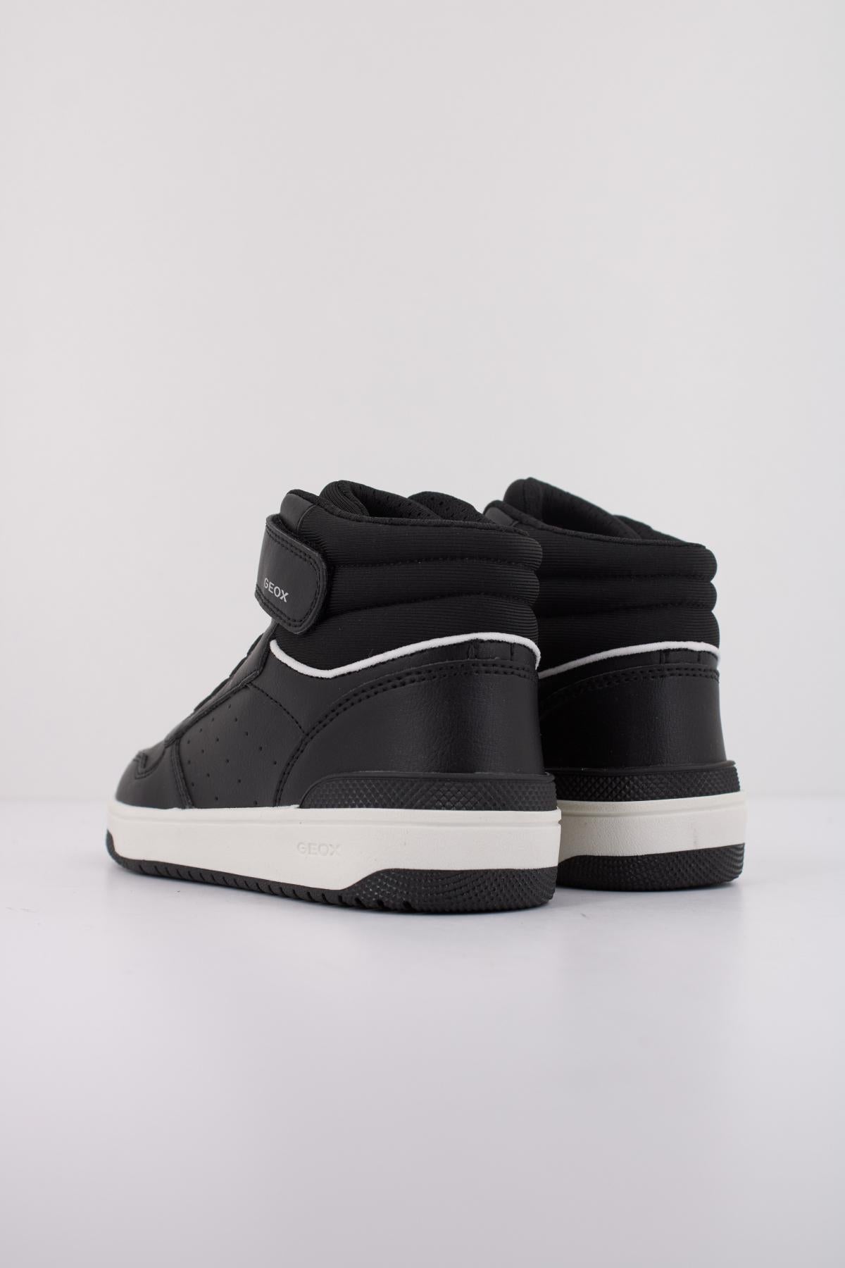 GEOX J WASHIBA BOY en color NEGRO (4)