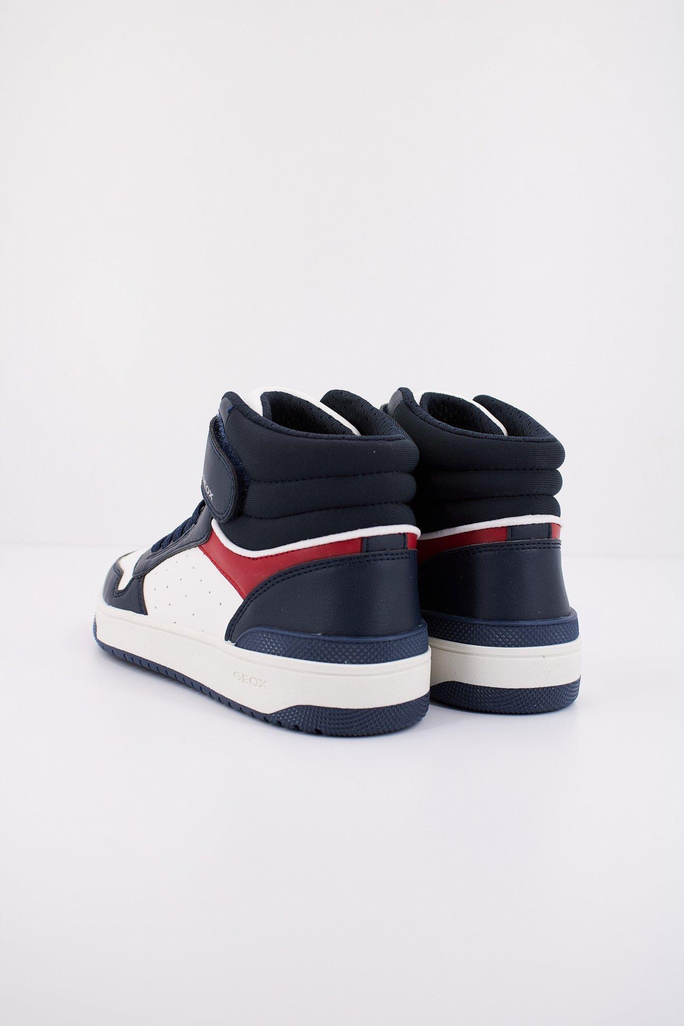 GEOX J WASHIBA en color BLANCO (4)
