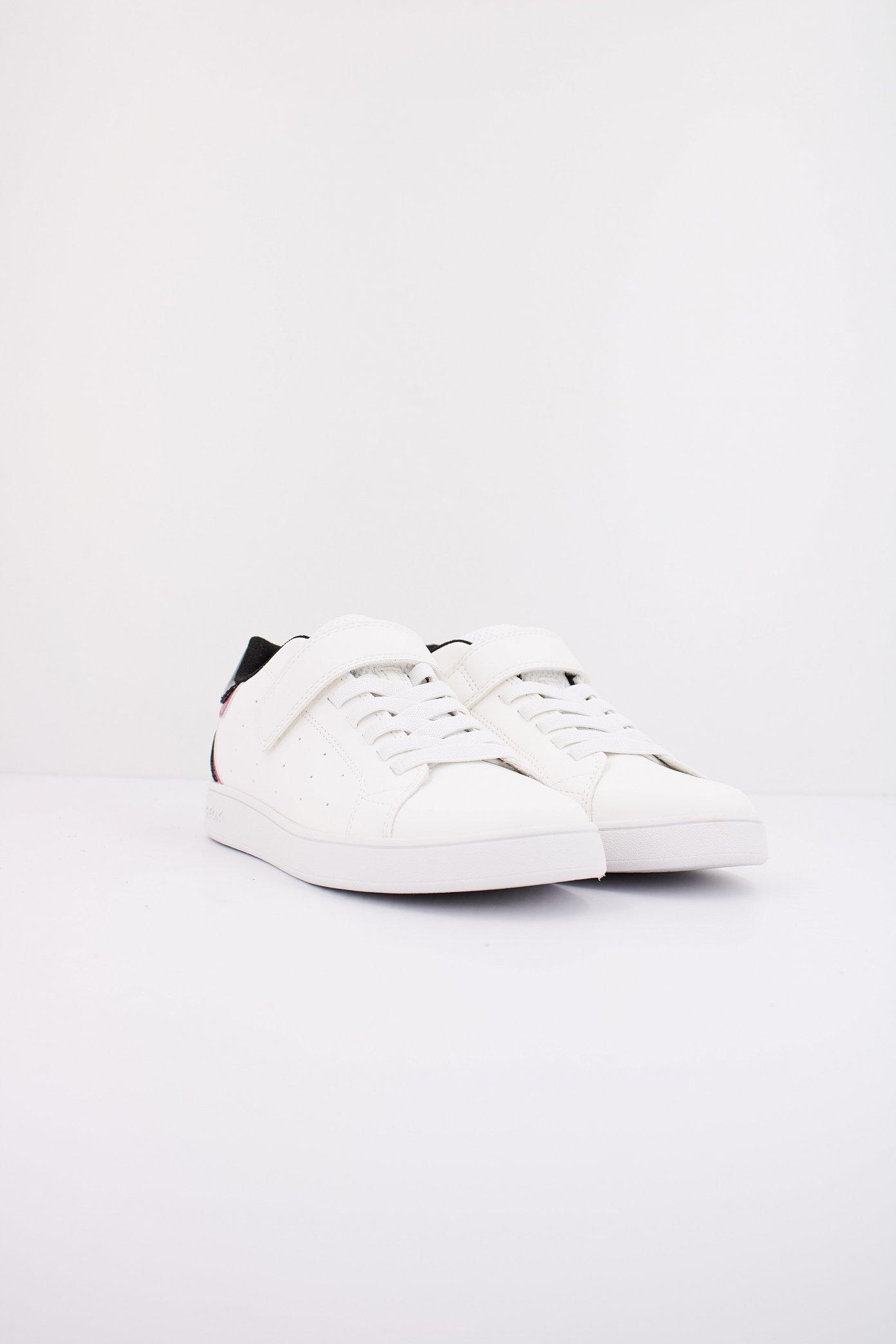 GEOX J ECLYPER en color BLANCO (2)