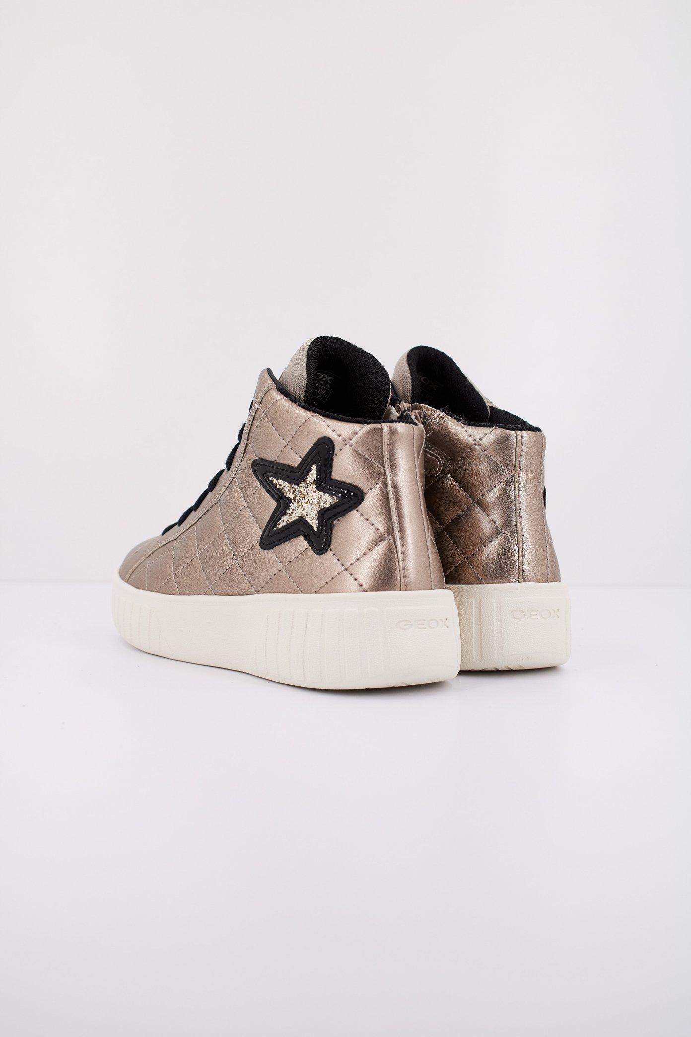 GEOX J MIKIROSHI en color ORO (4)