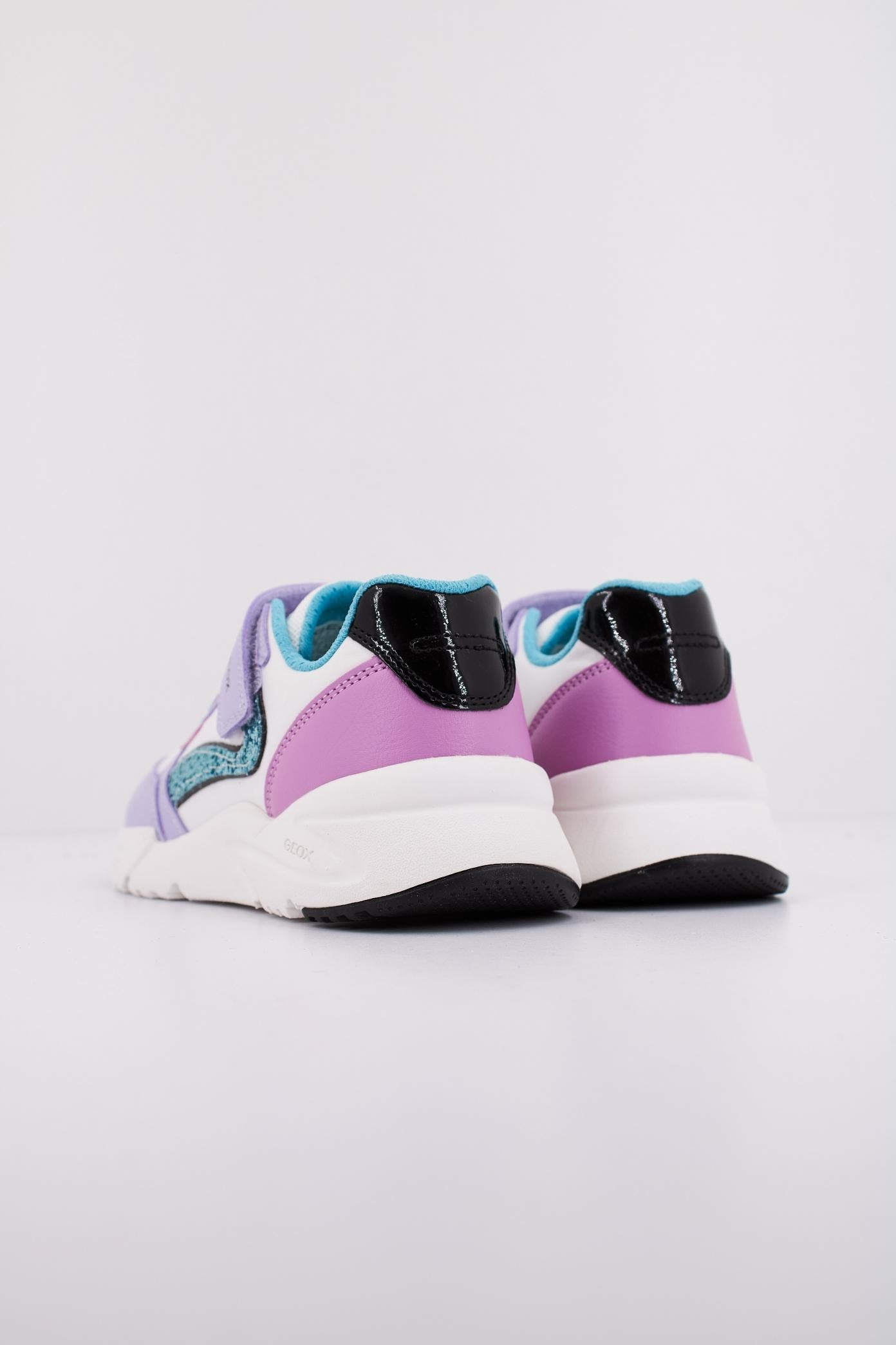 GEOX J LOFTUS en color BLANCO (4)