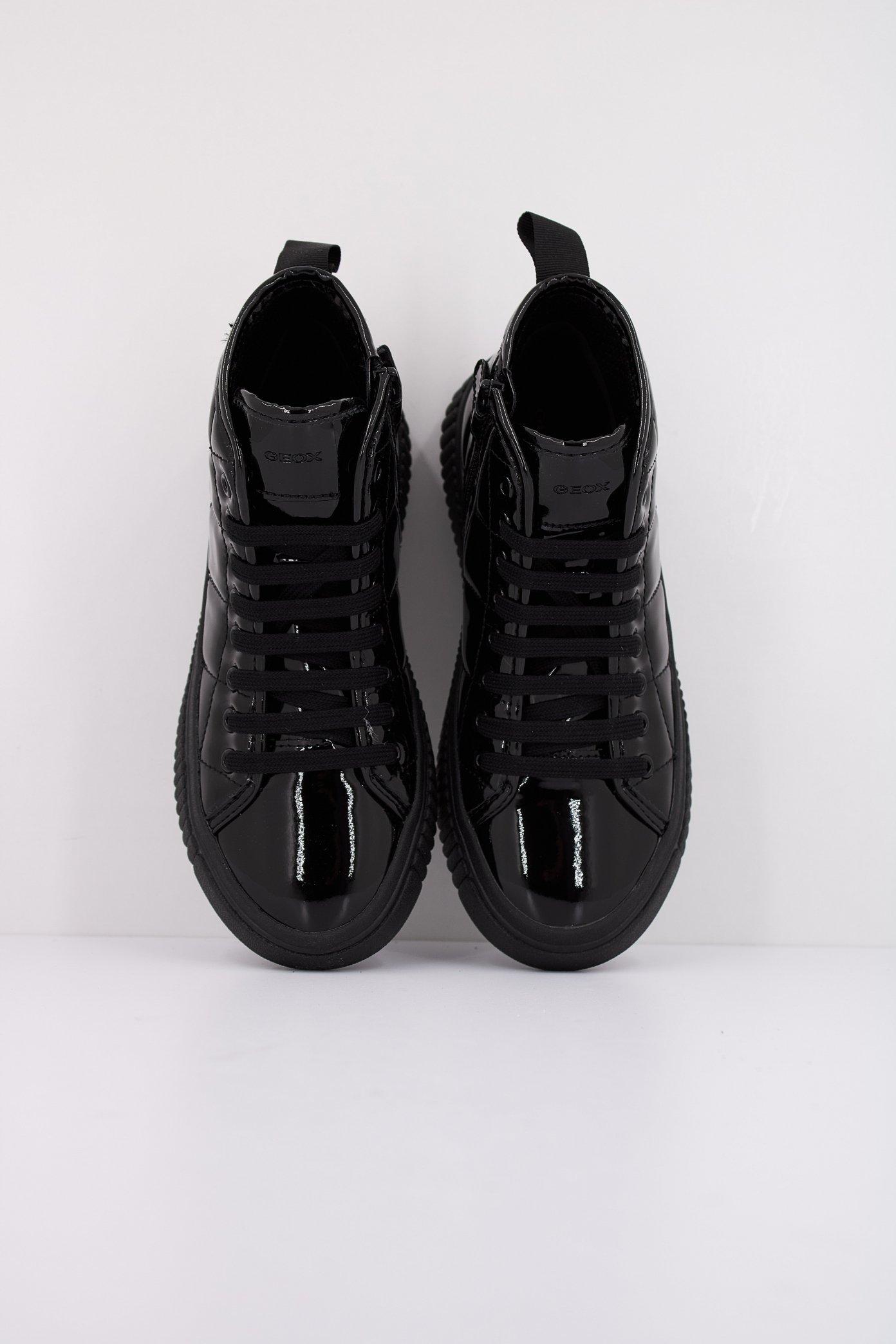 GEOX J LAQUINNY en color NEGRO (3)