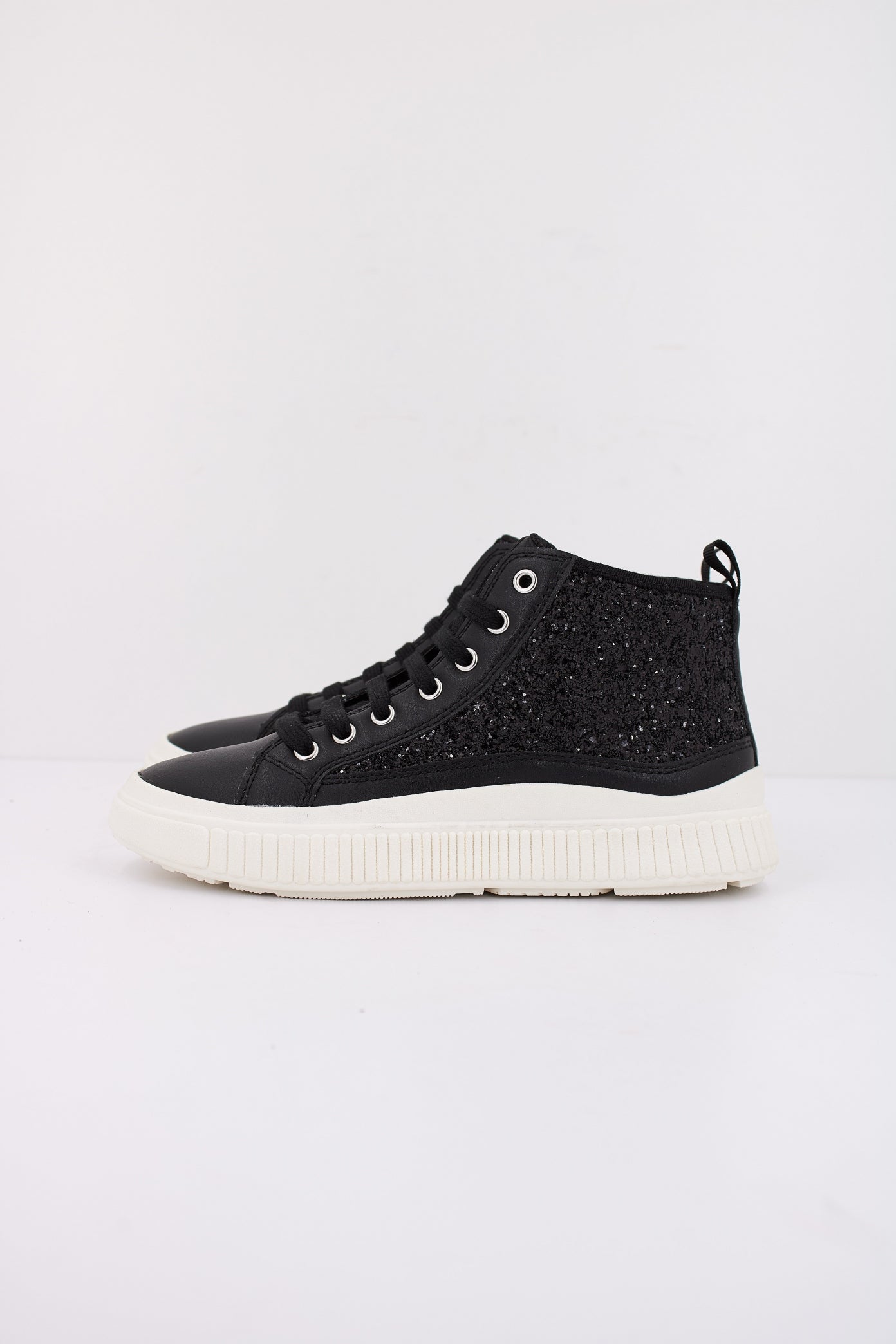 GEOX J LAQUINNY en color NEGRO (1)