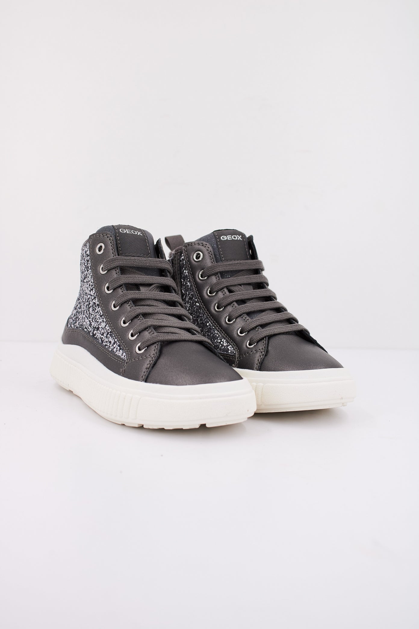 GEOX J LAQUINNY en color GRIS (2)