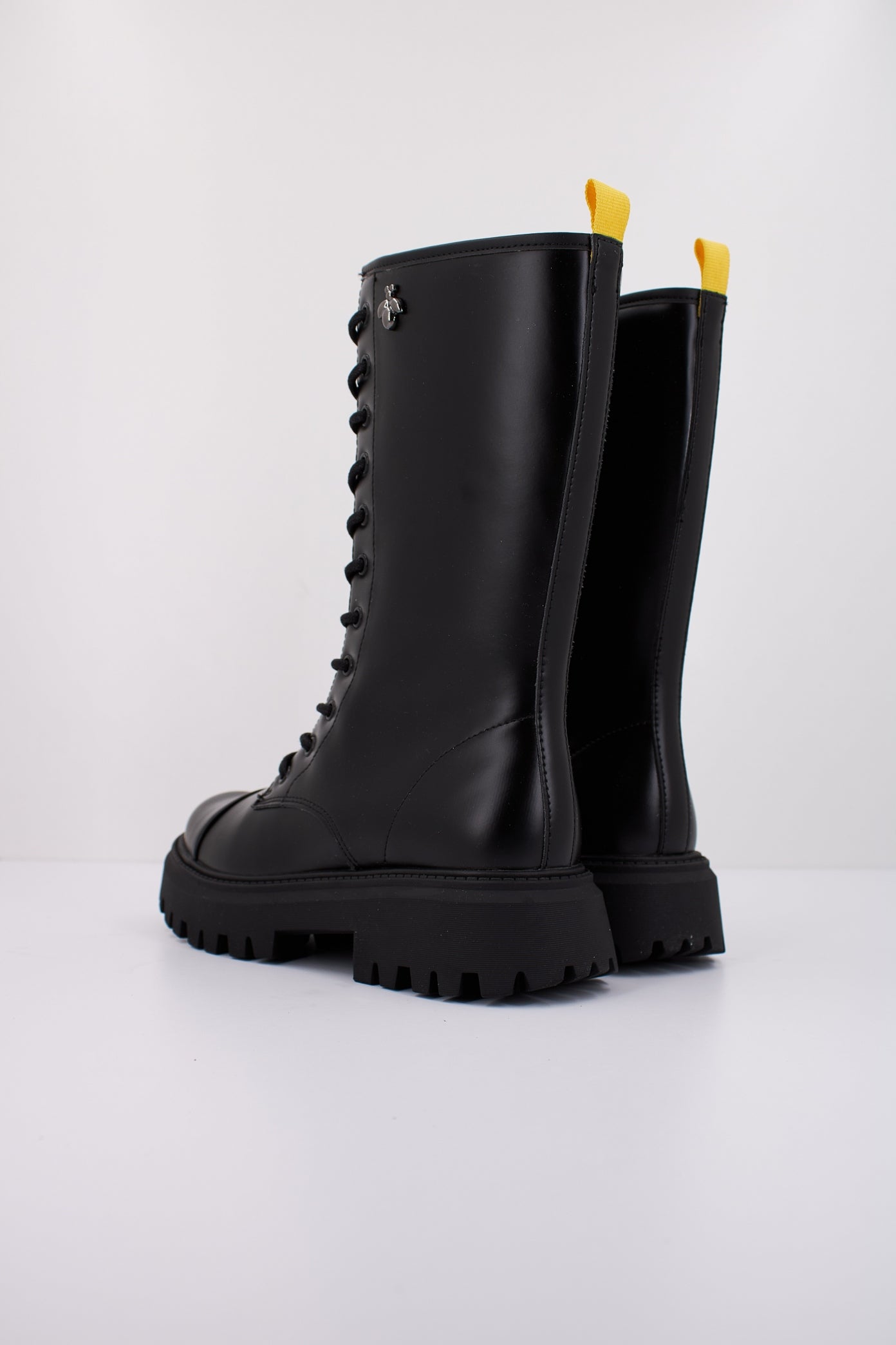 GEOX J MAQUINNENS en color NEGRO (4)