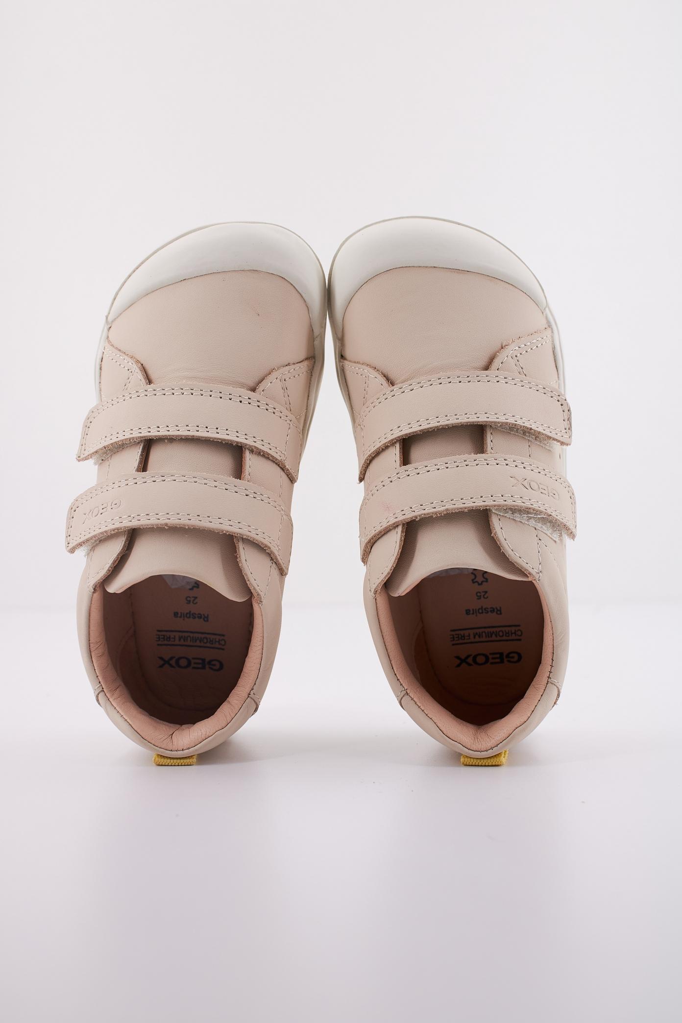 GEOX B STEPPIEUP GIRL en color BEIS (3)