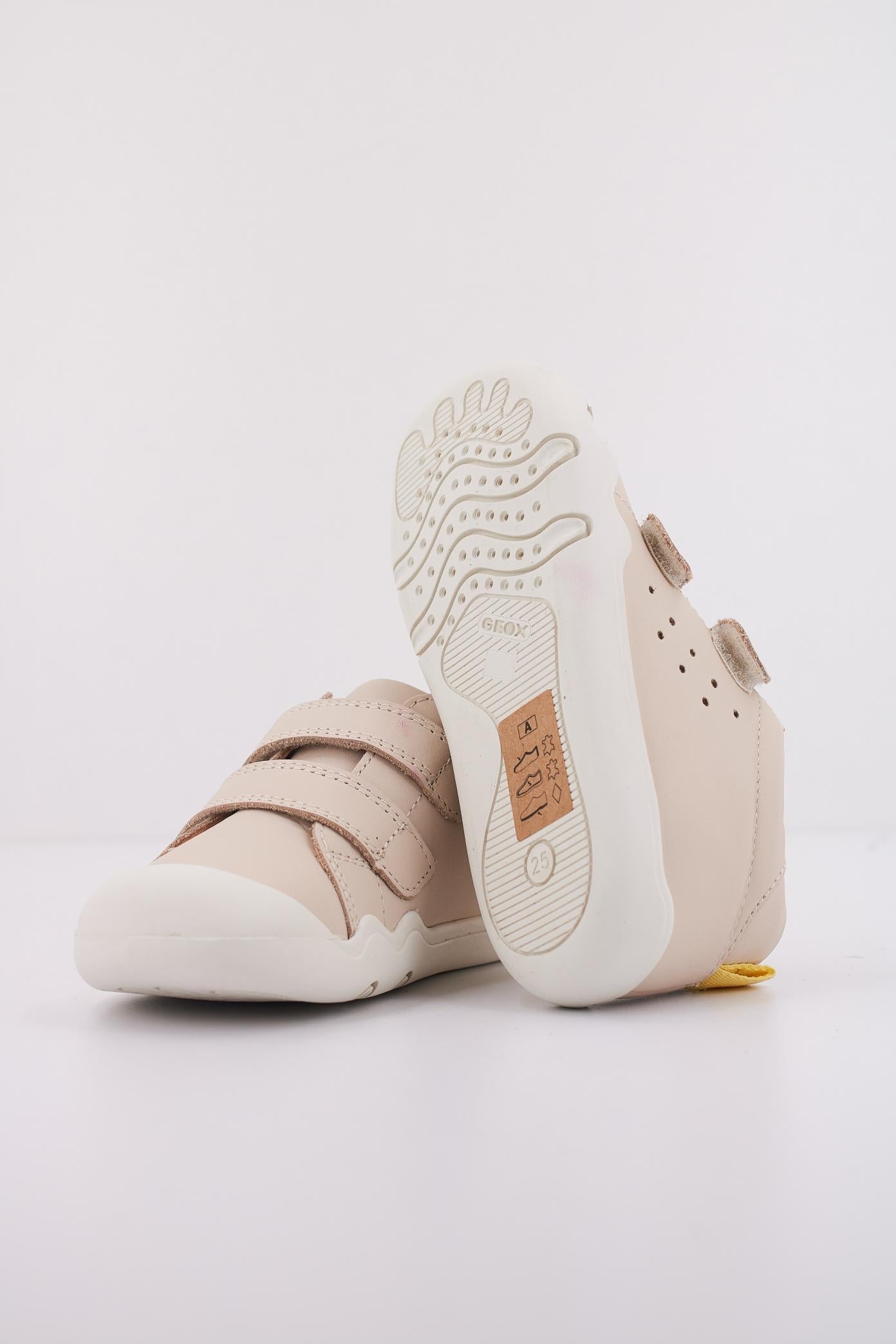 GEOX B STEPPIEUP GIRL en color BEIS (5)