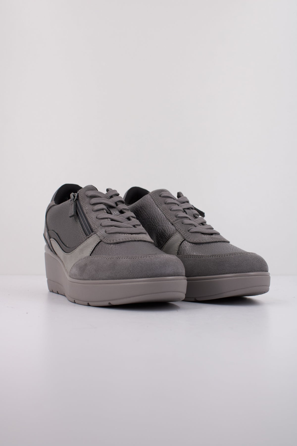 GEOX D OLDE en color GRIS (2)