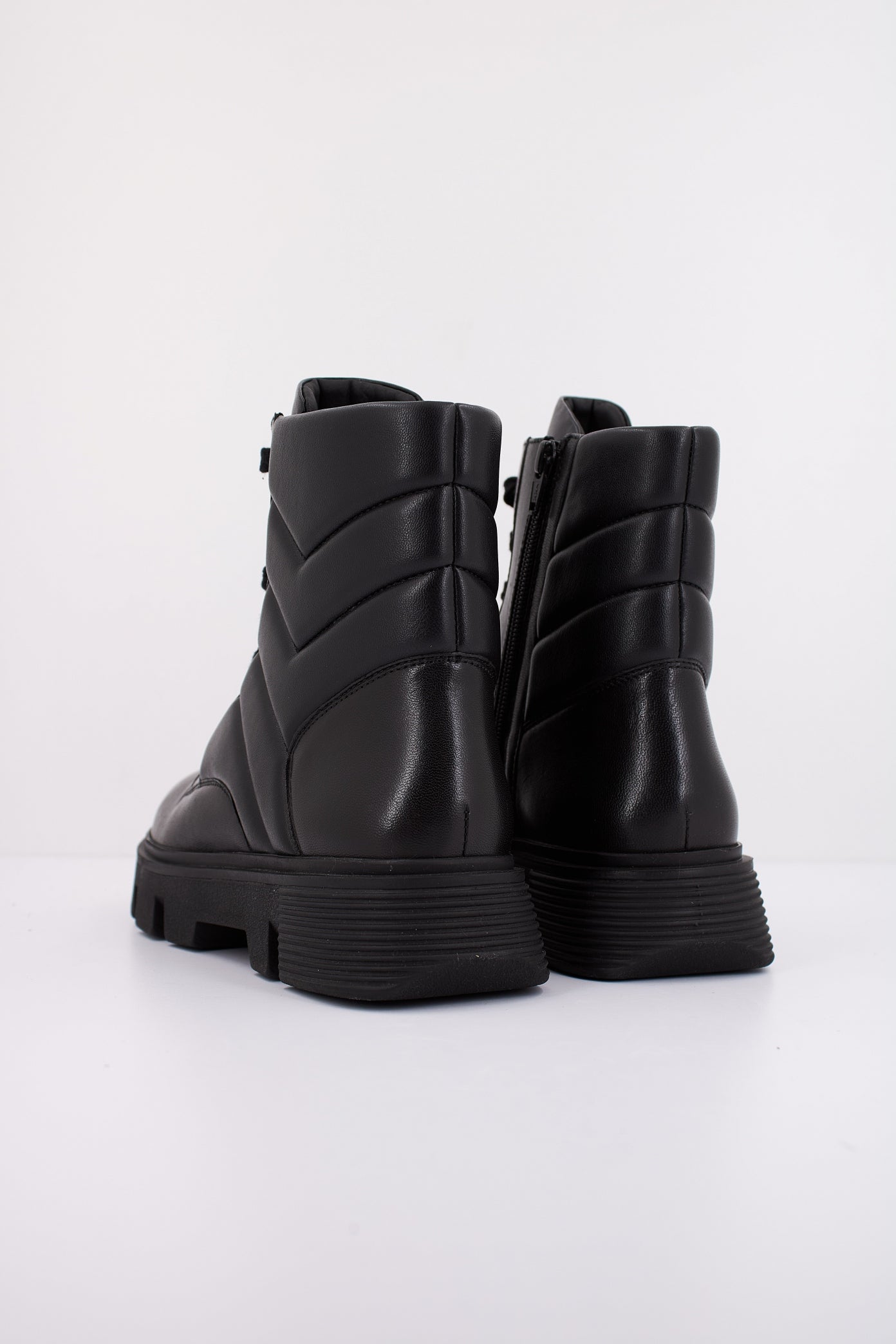 GEOX D VILDE en color NEGRO (4)