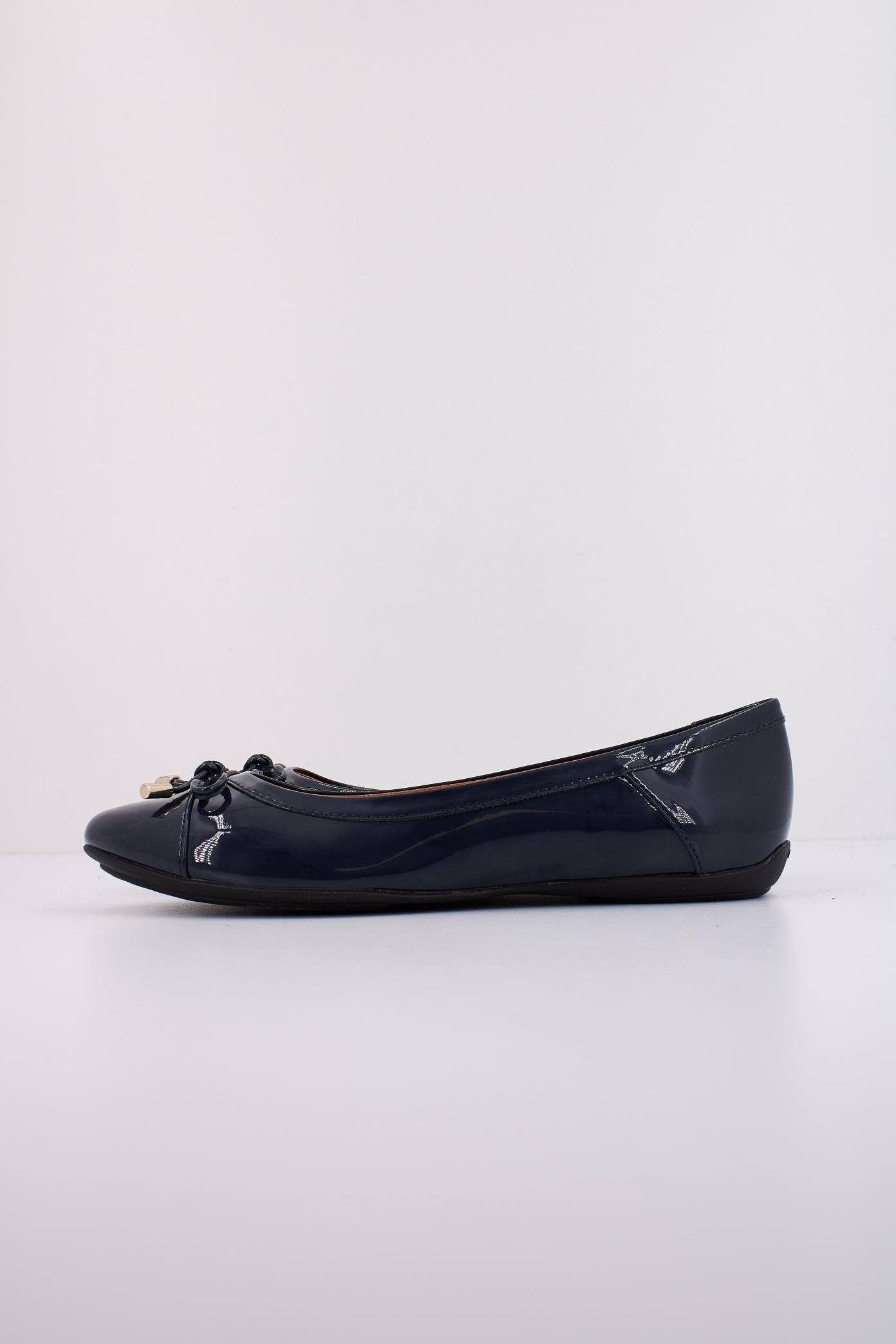GEOX D CHARLENE en color AZUL (1)