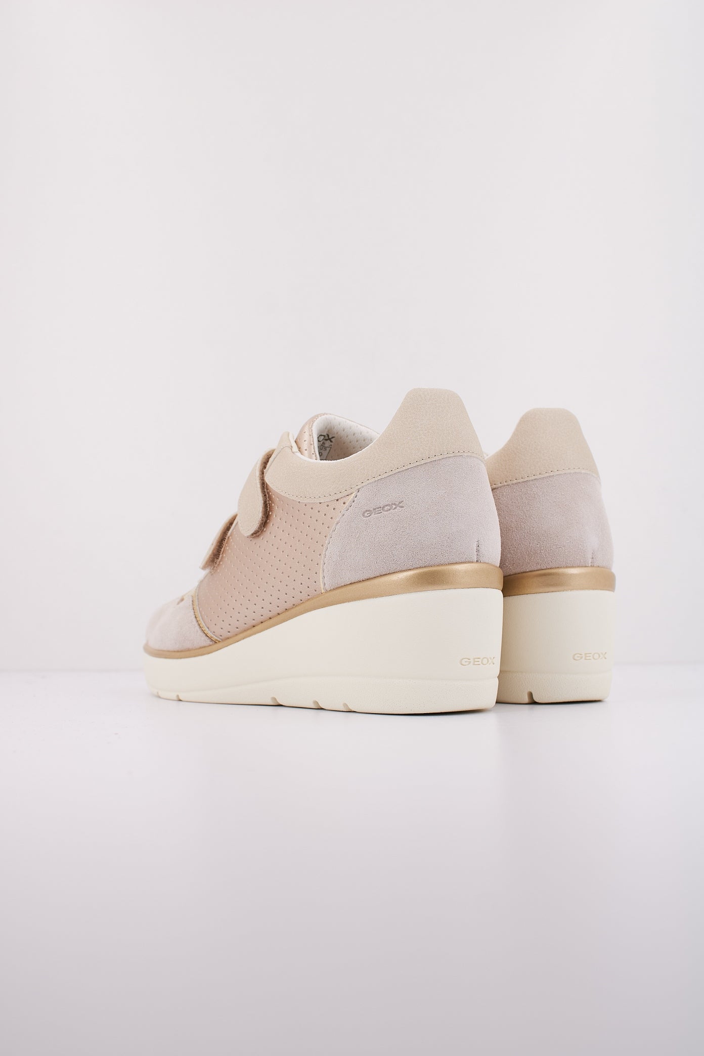 GEOX D ILDE en color BEIS (4)