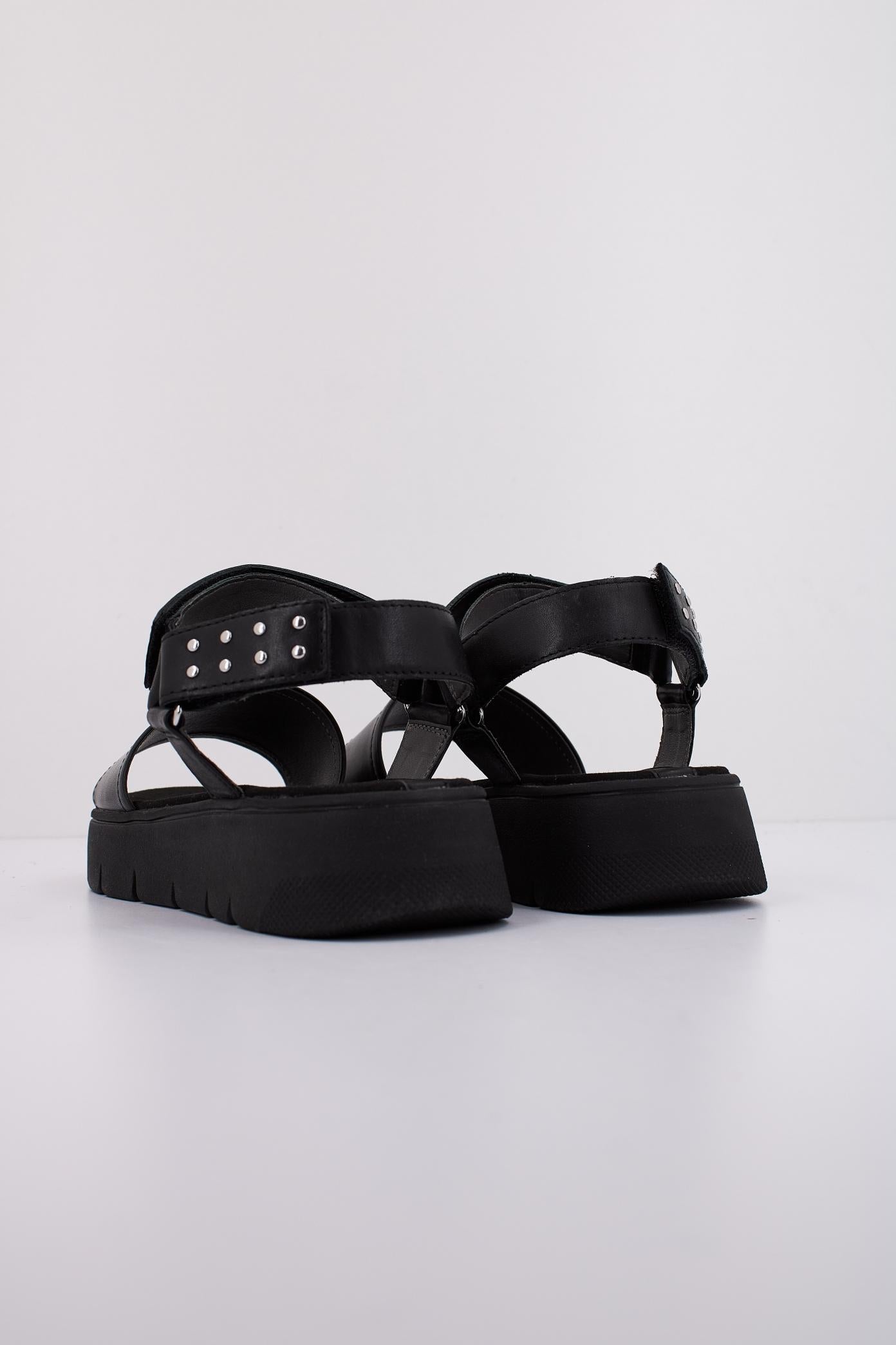 GEOX D DANDRA en color NEGRO (4)