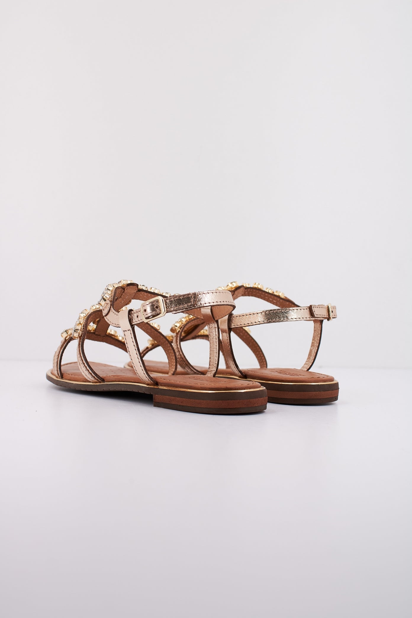 GEOX D SOZY PLUS en color ORO (4)