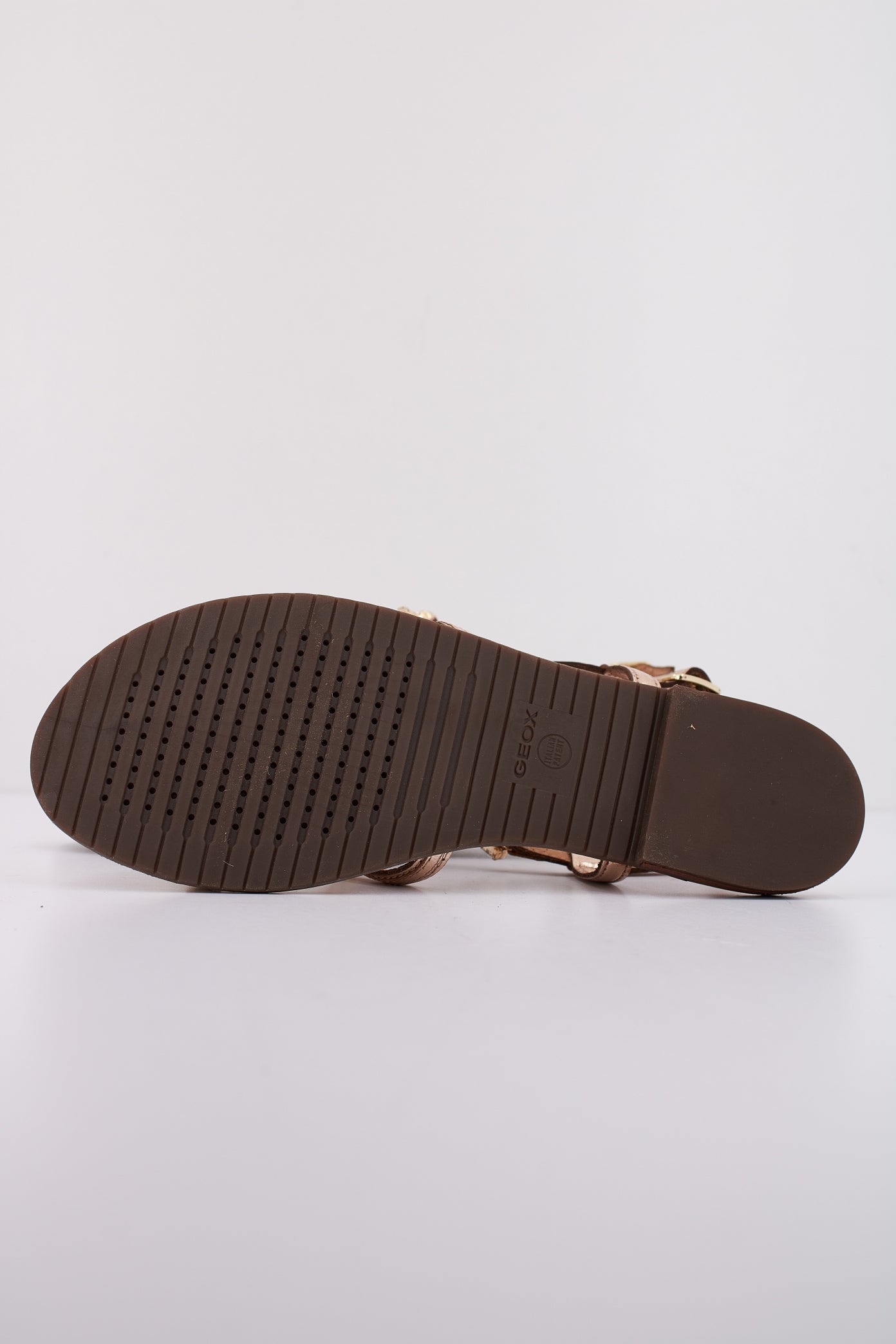 GEOX D SOZY PLUS en color ORO (5)