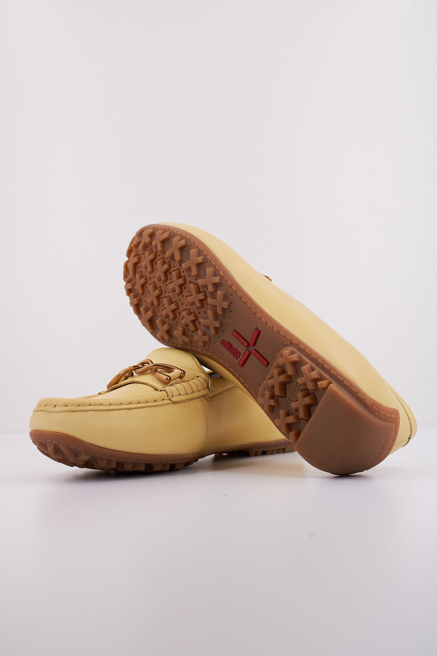 GEOX D KOSMOPOLIS + GRIP en color AMARILLO (5)