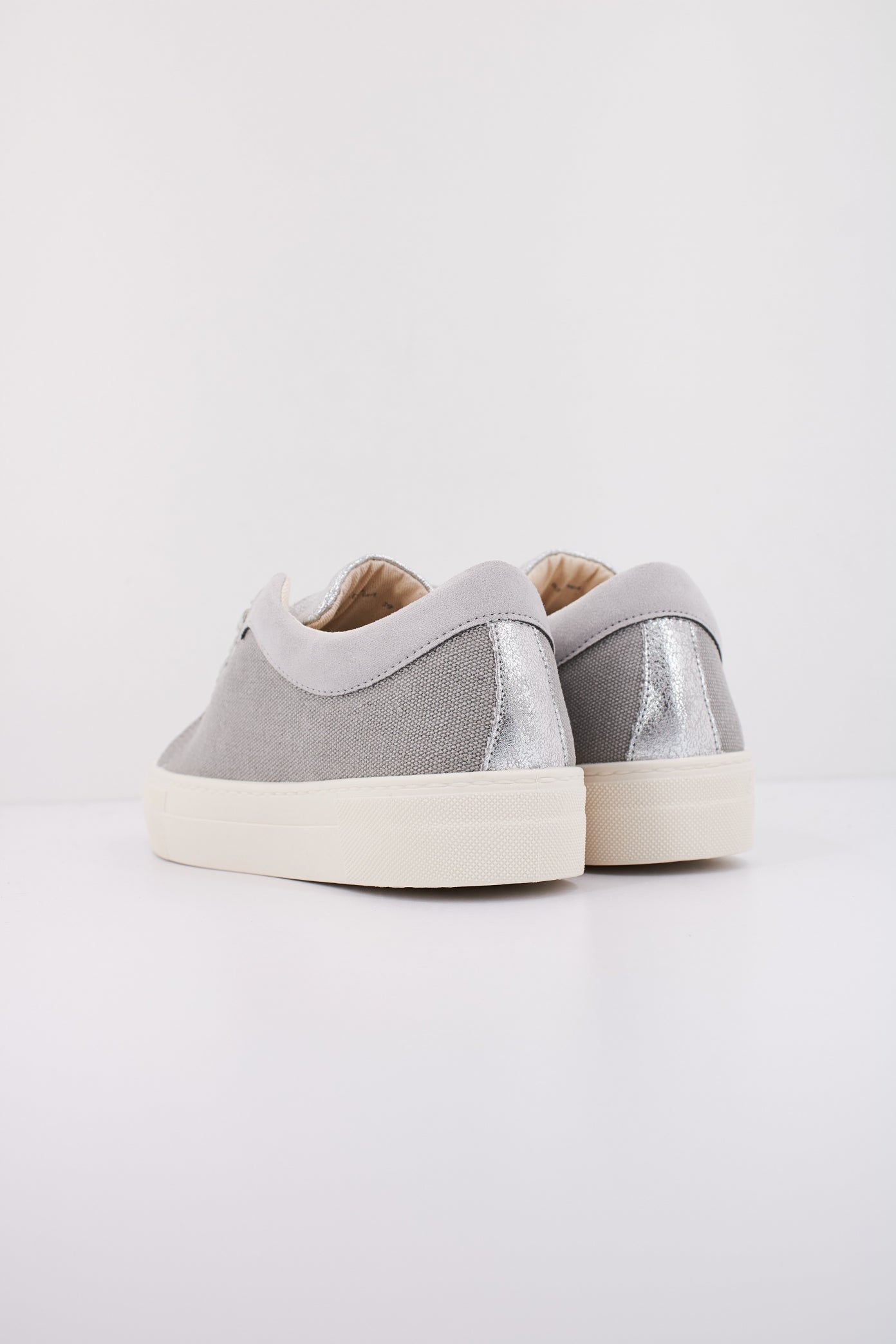 GEOX D CLAUDIN en color GRIS (4)