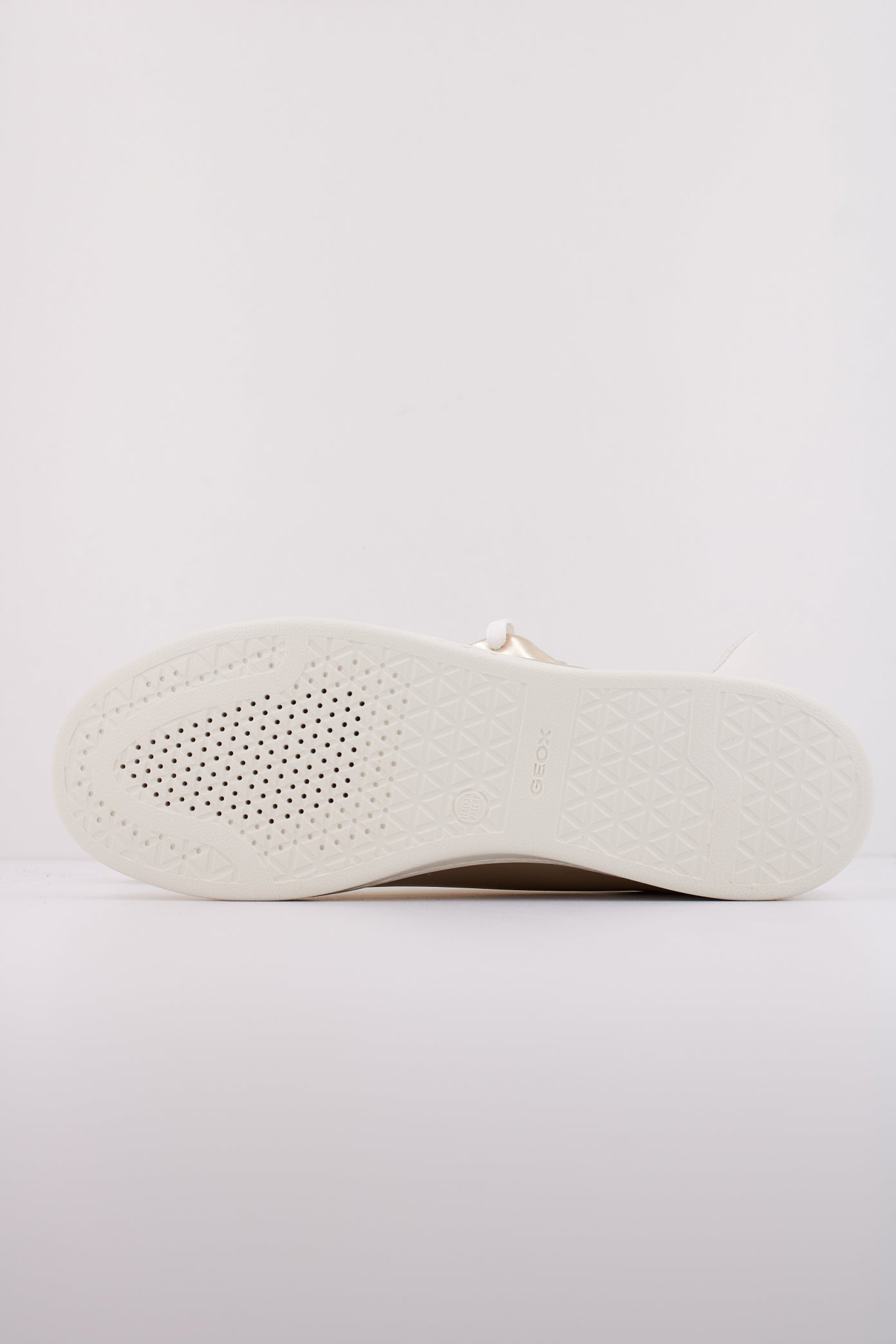 GEOX D JAYSEN en color ORO (5)