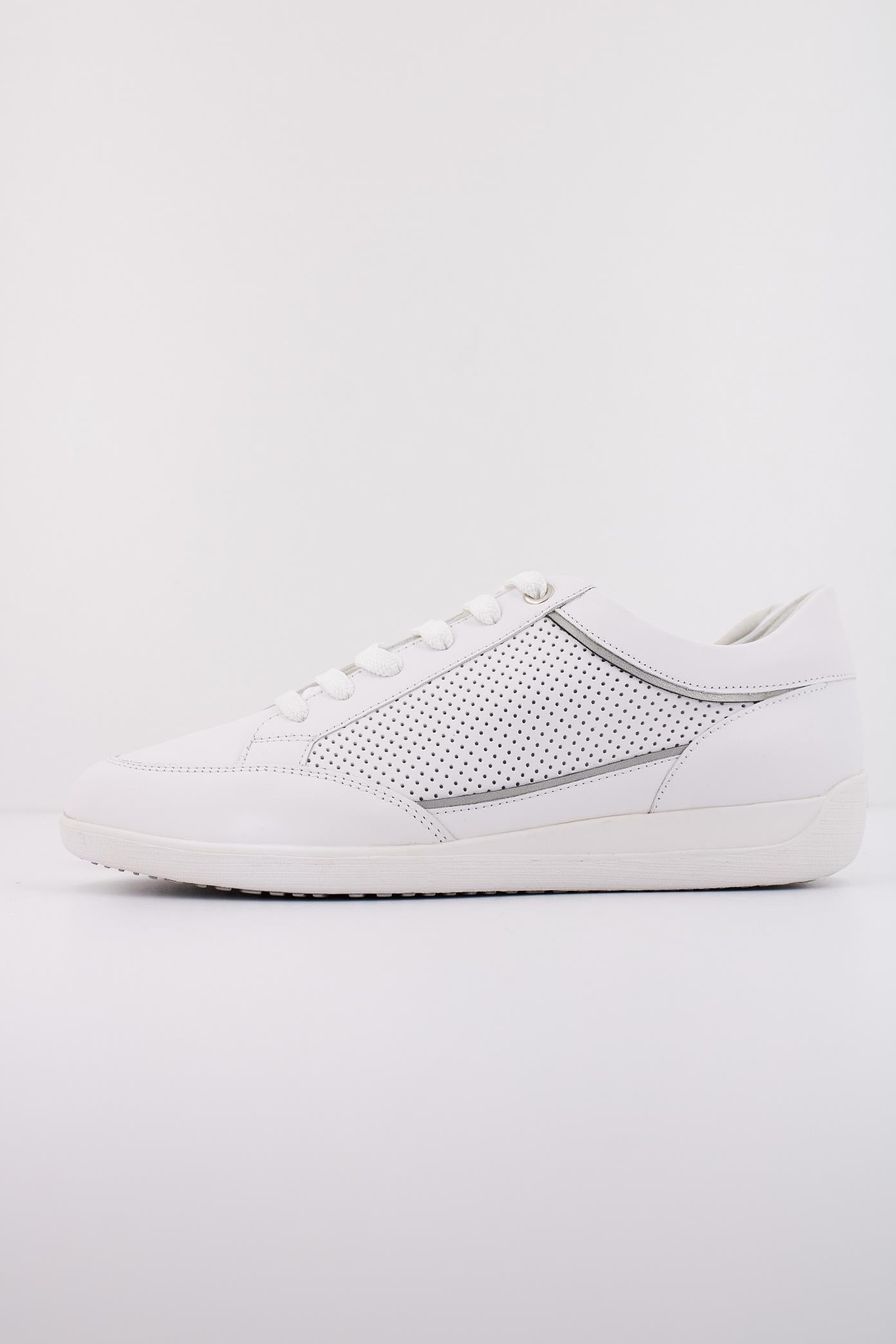 GEOX D MYRIA en color BLANCO (1)