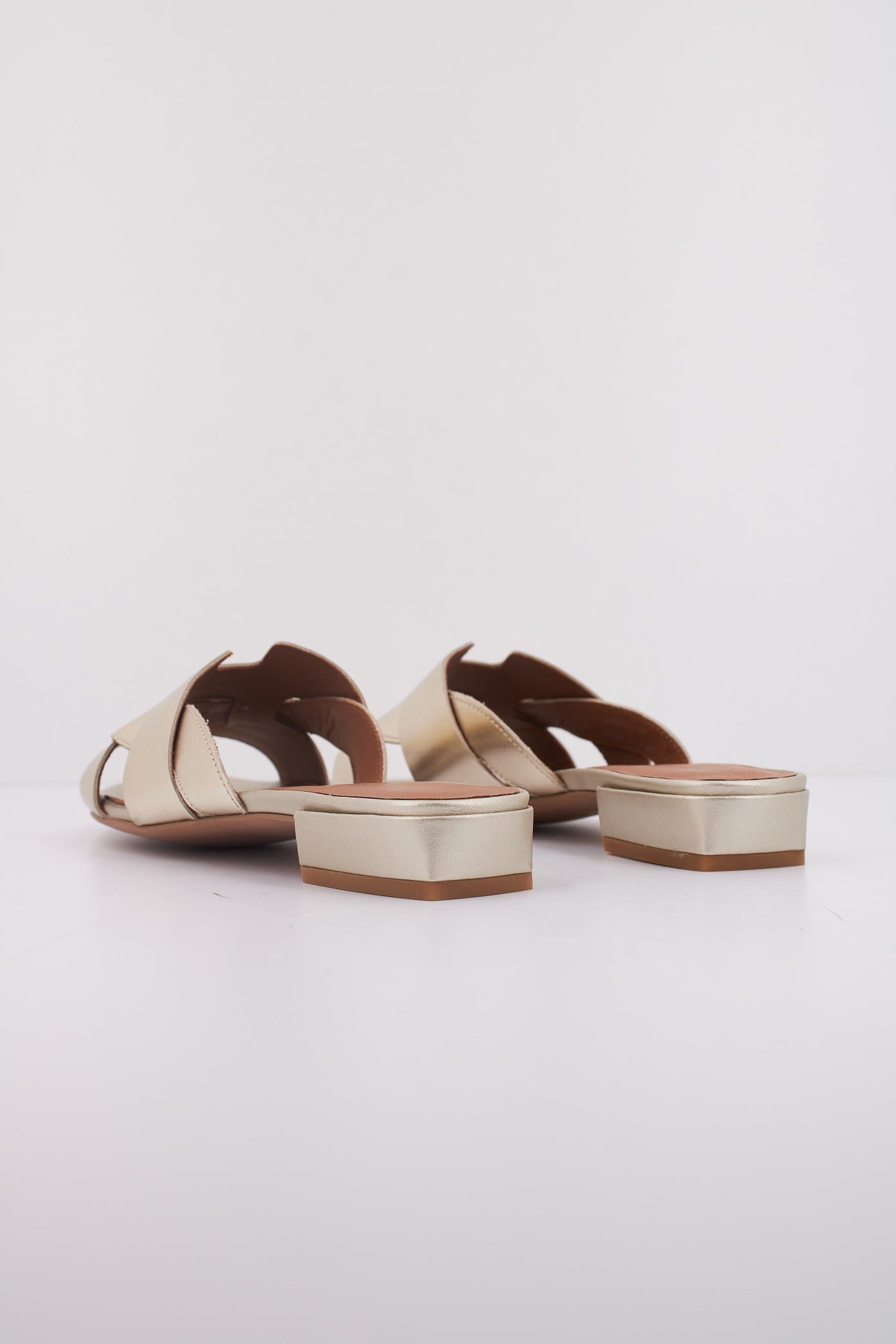GEOX D NEW ERAKLIA en color ORO (4)