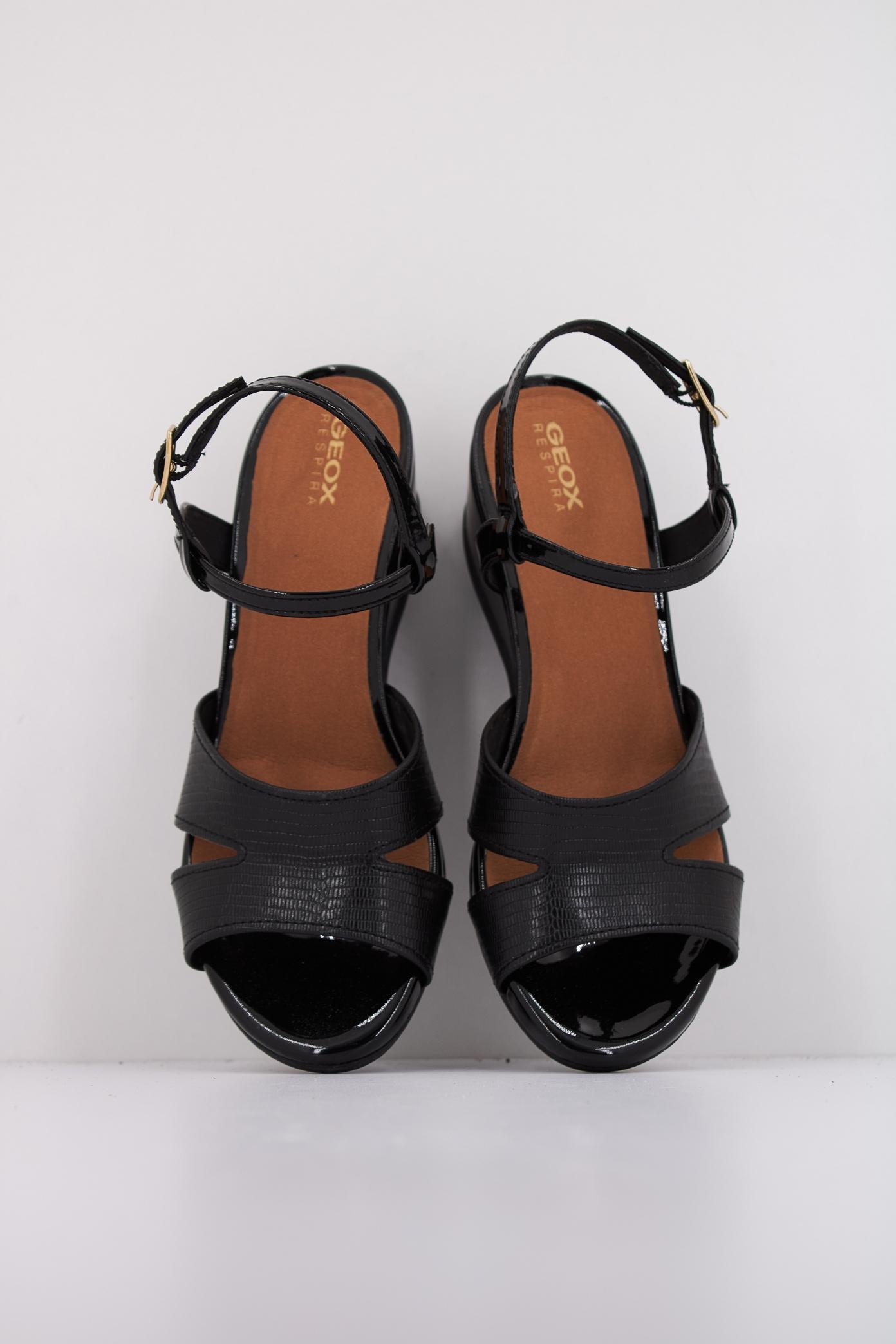 GEOX D MARYKARMEN en color NEGRO (3)