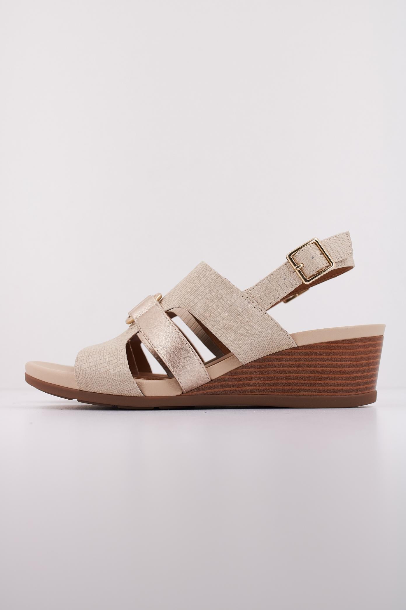 GEOX D MARYKARMEN en color BEIS (1)