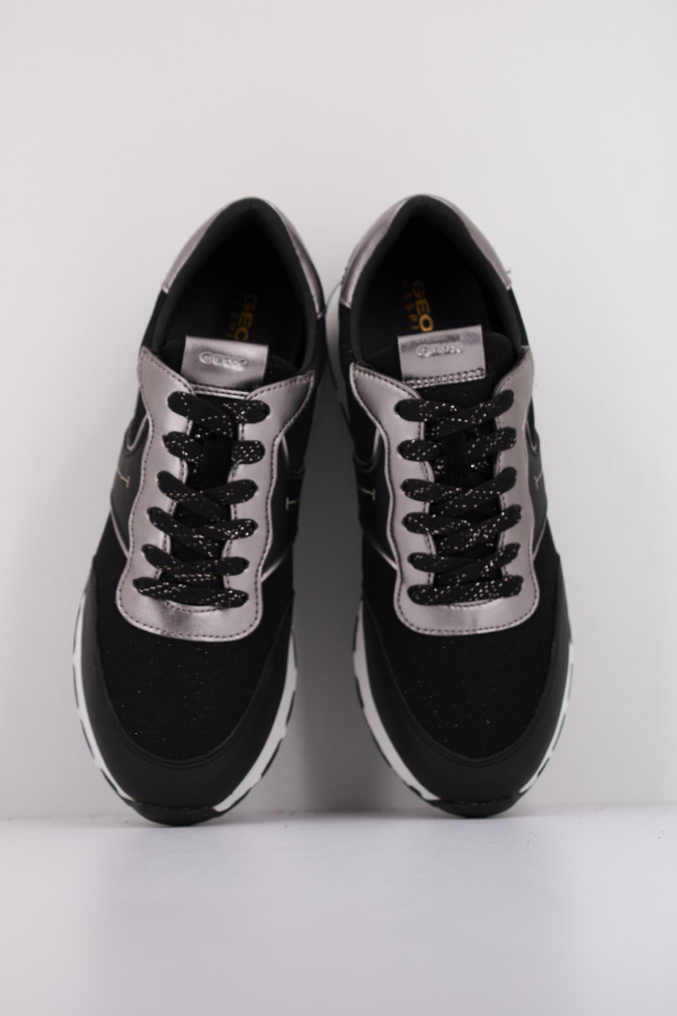 GEOX D SPHERICA VSERIES en color NEGRO (3)