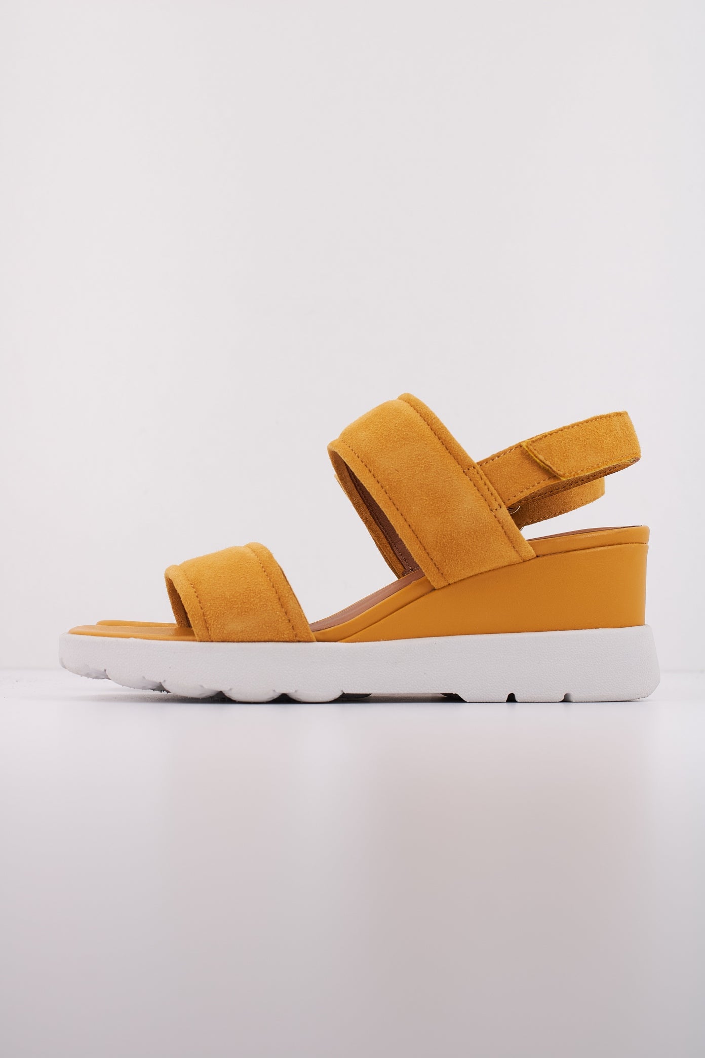 GEOX D SPHERICA EC en color AMARILLO (1)