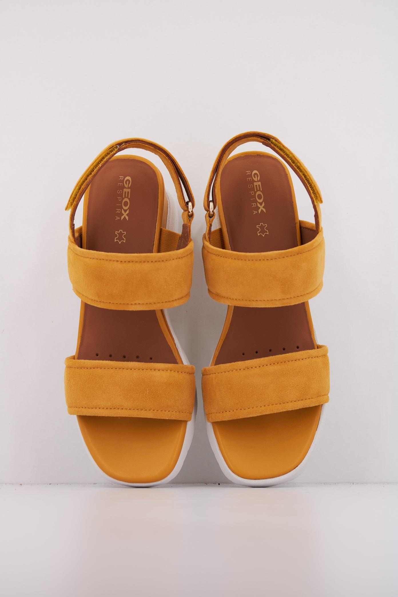 GEOX D SPHERICA EC en color AMARILLO (3)