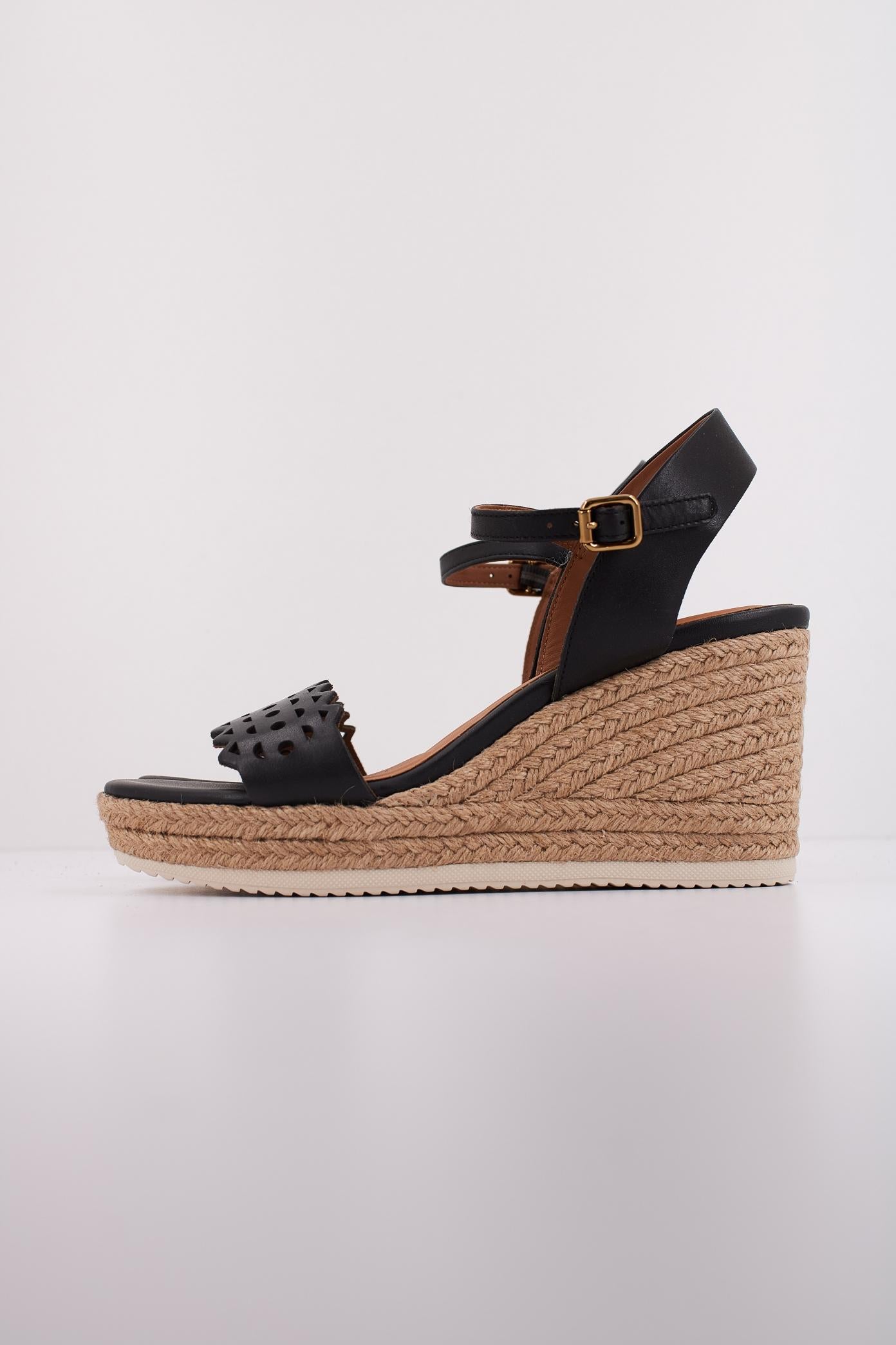 GEOX D PONZA en color NEGRO (1)