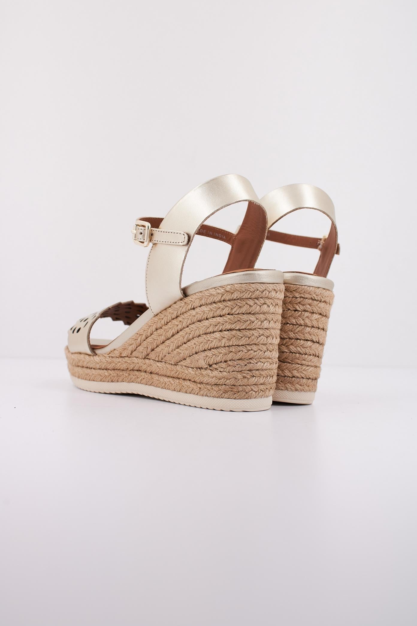 GEOX D PONZA en color ORO (4)