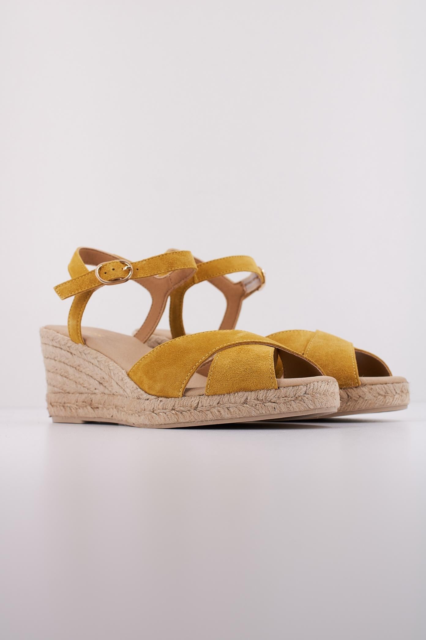 GEOX D GELSA LOW en color AMARILLO (2)
