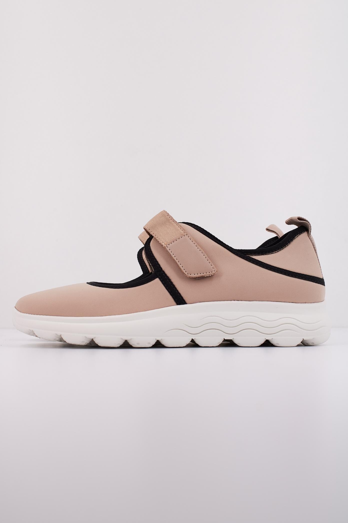 GEOX D SPHERICA en color ROSA (1)