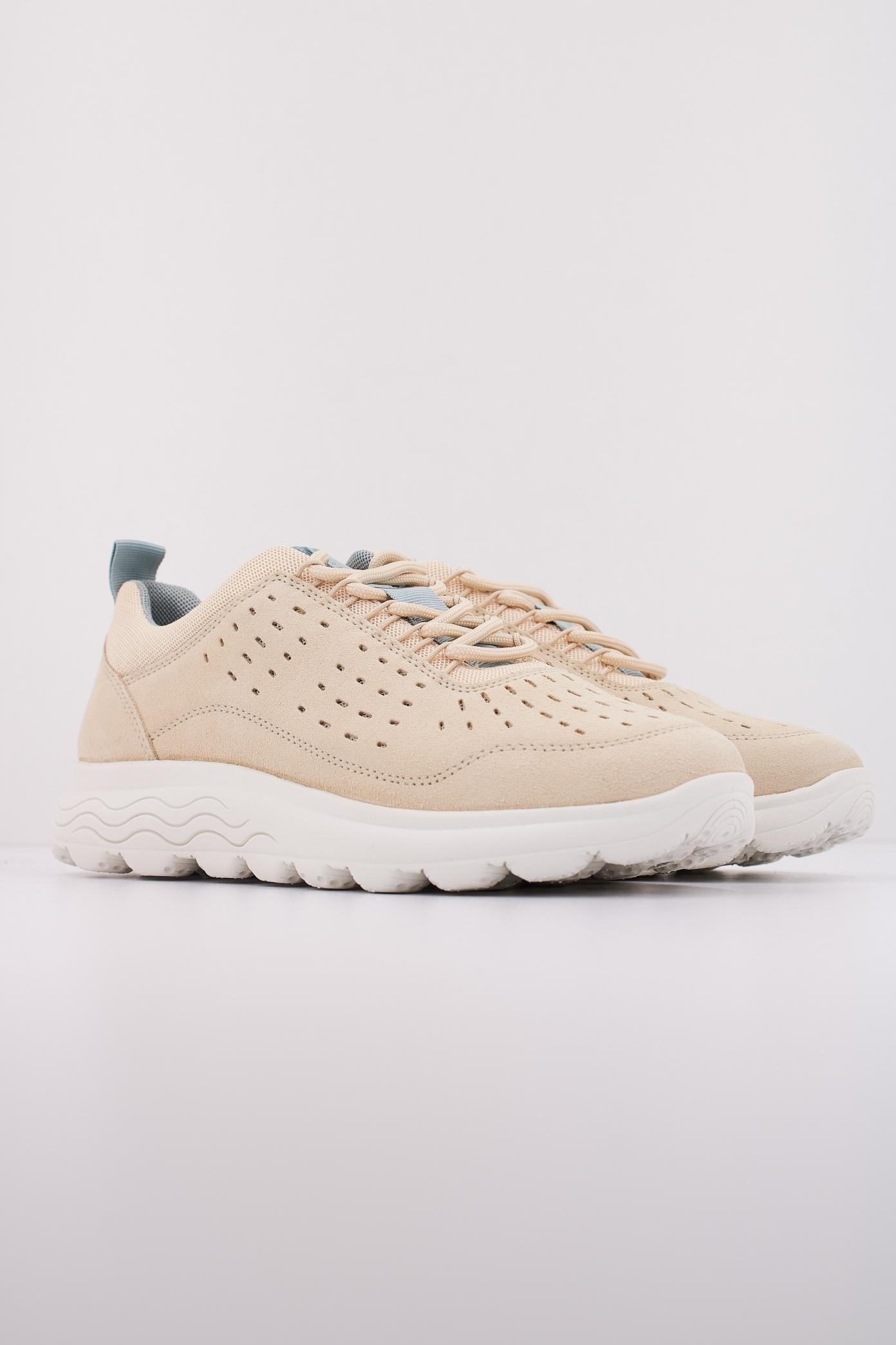 GEOX D SPHERICA en color BEIS (2)