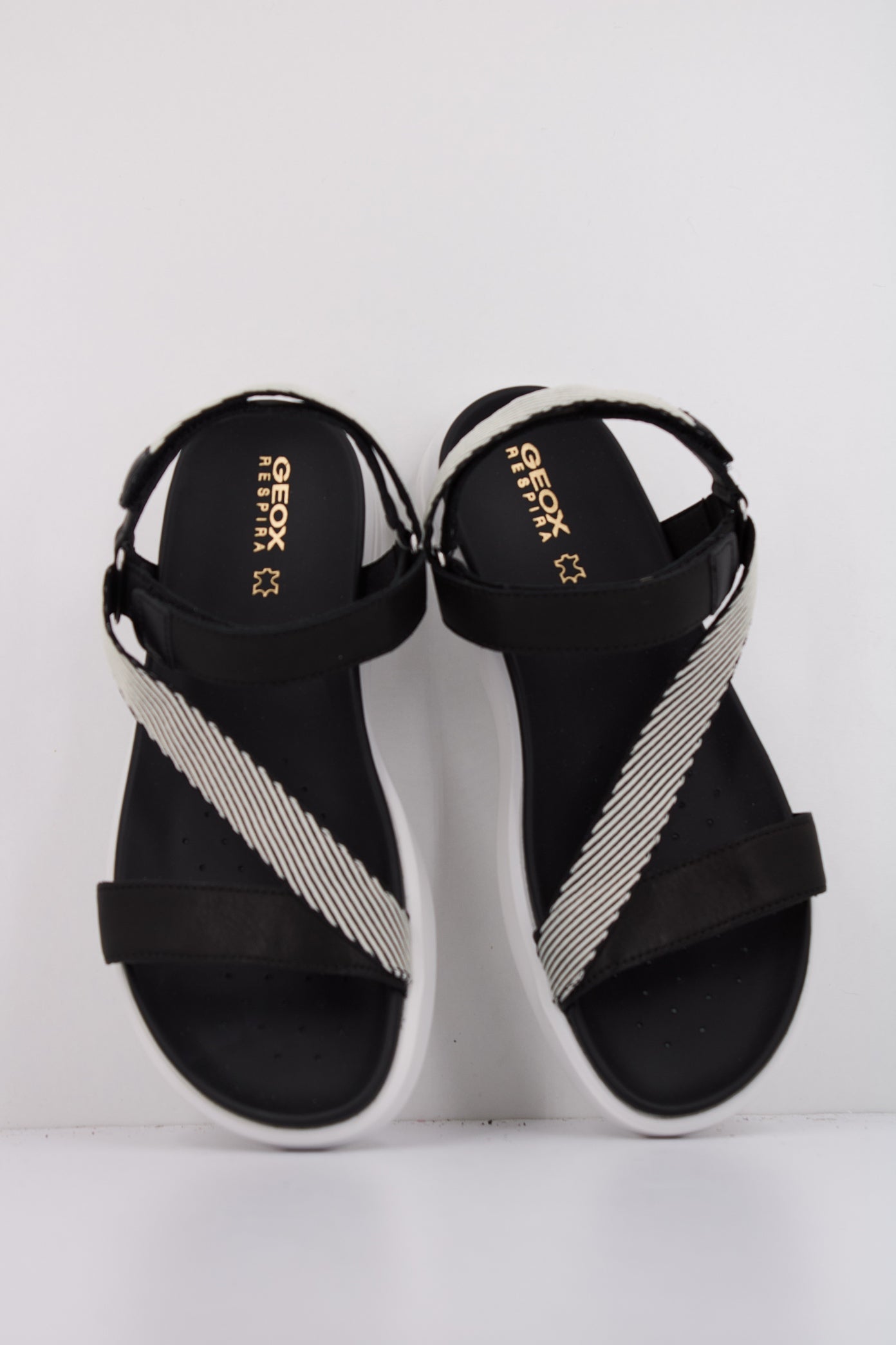 GEOX D XAND S en color NEGRO  (3)