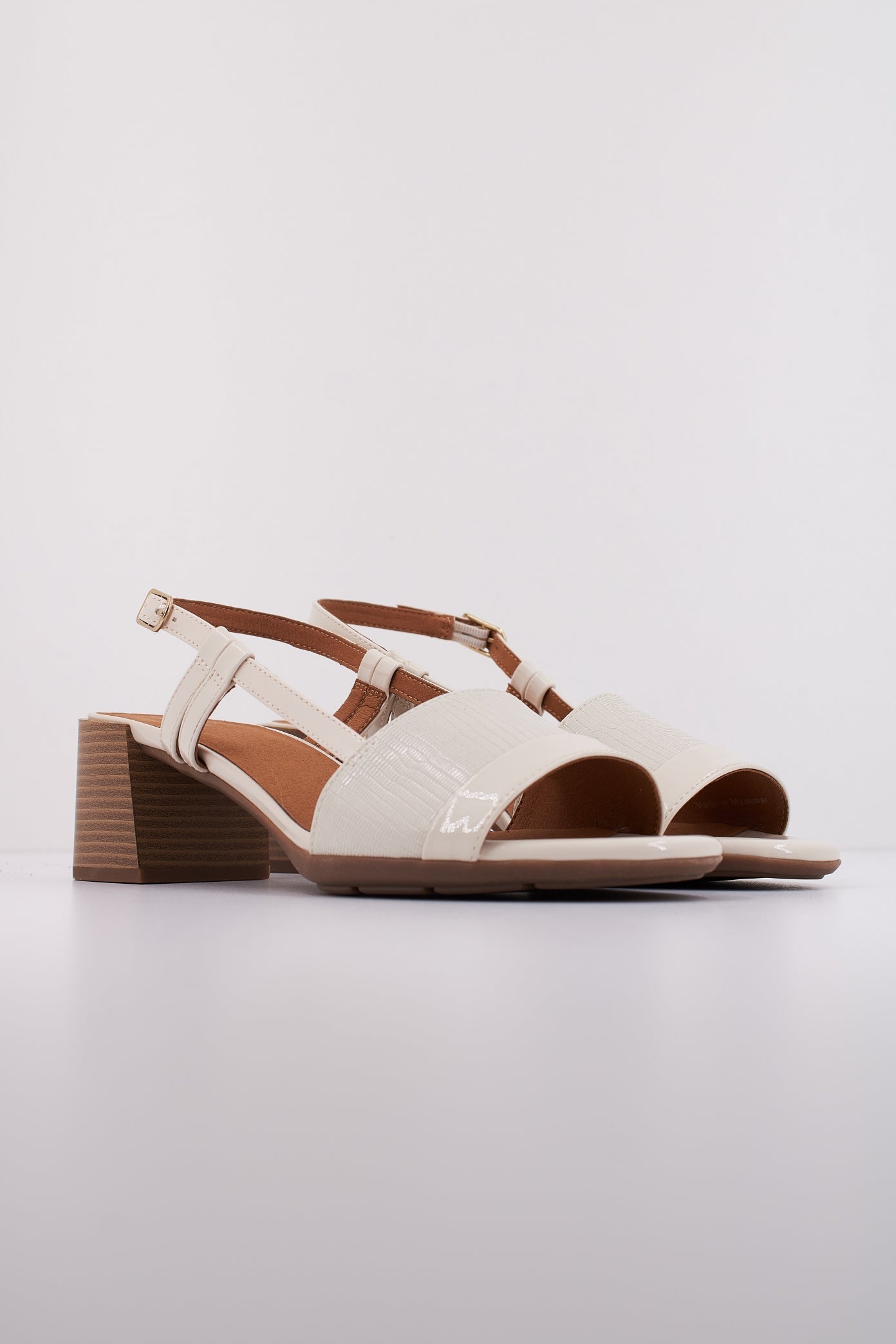 GEOX D NEW MARYKARMEN en color BEIS (2)